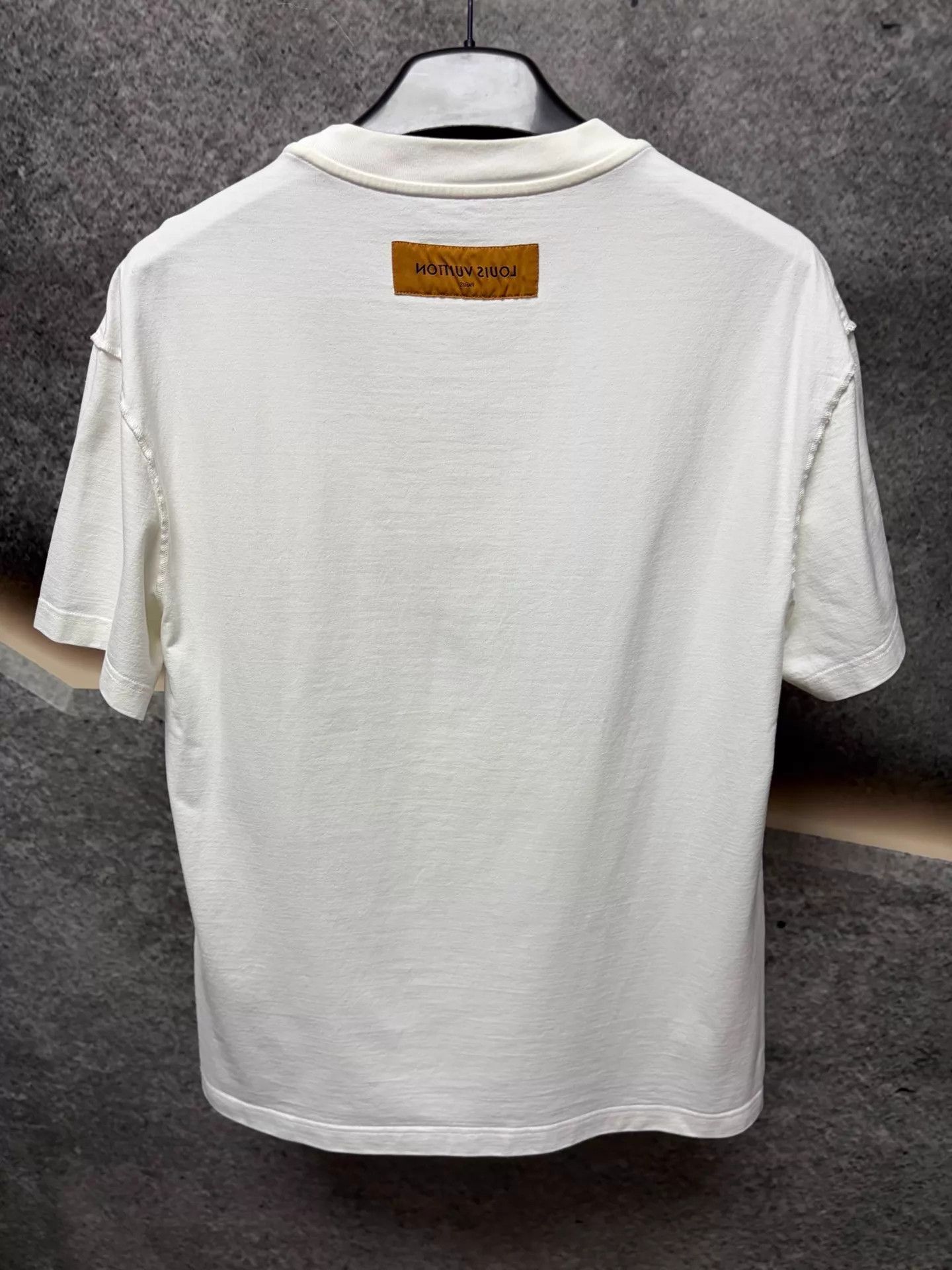 Louis Vuitton LV Signature Short Sleeve T-shirt S White IT Size US S / EU 44-46 / 1 - 2 Thumbnail