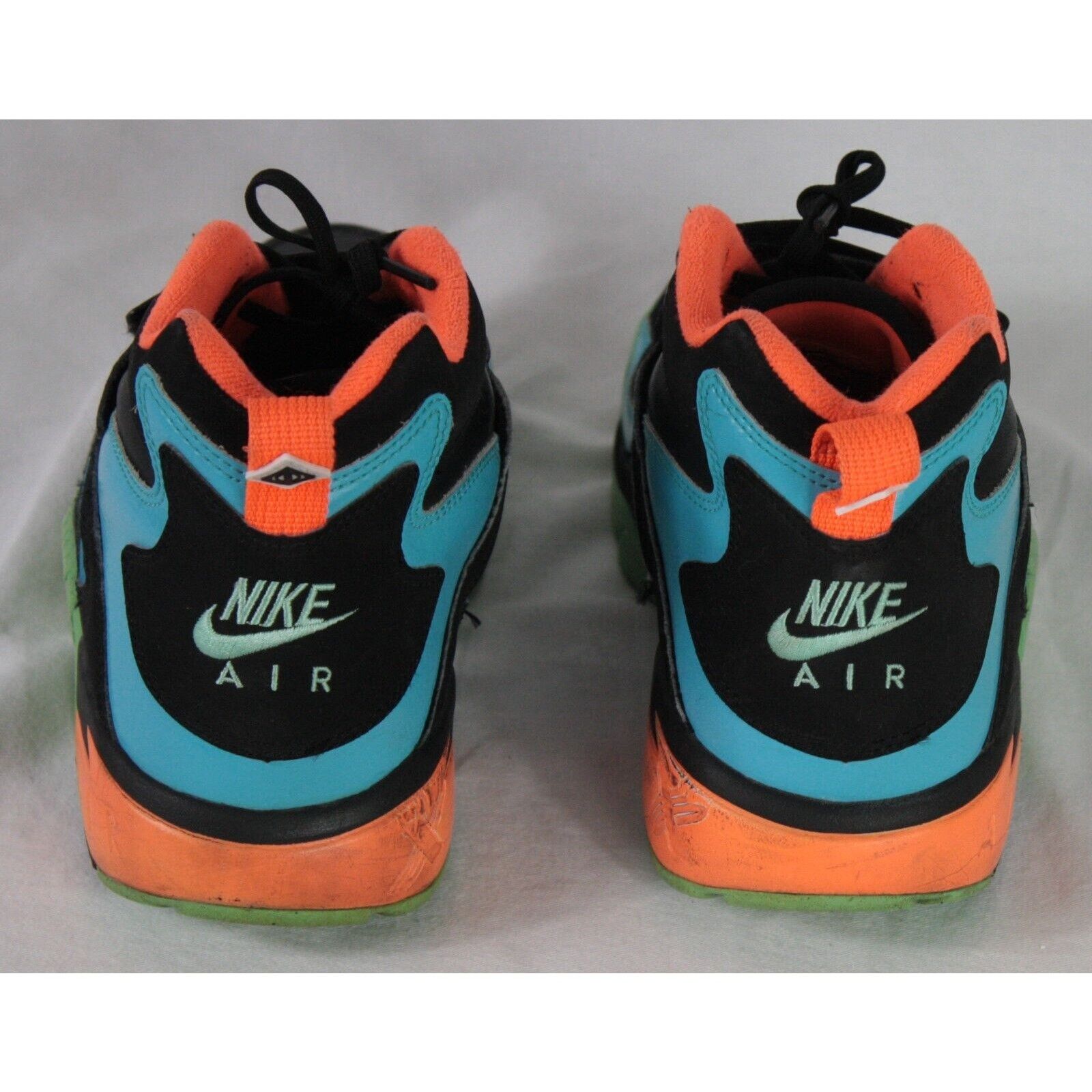 Nike Nike Air Diamond Turf Black Total Orange 2013 Mens 8 Size US 8 / EU 41 - 3 Thumbnail