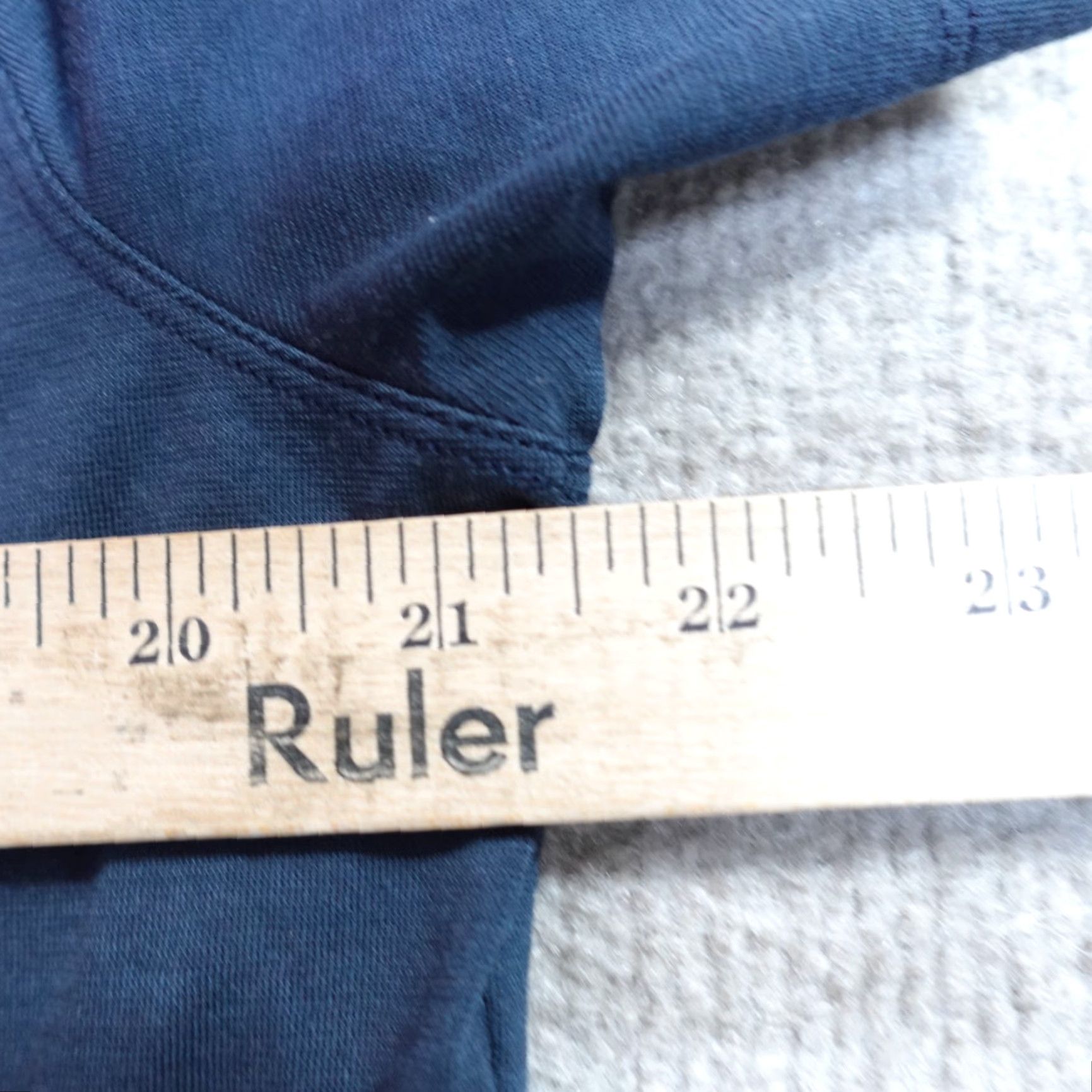 Lululemon Lululemon Polo Shirt Large Blue Solid Short Sleeve Collared Pullover Mens Regular Blemished? Size US L / EU 52-54 / 3 - 4 Thumbnail
