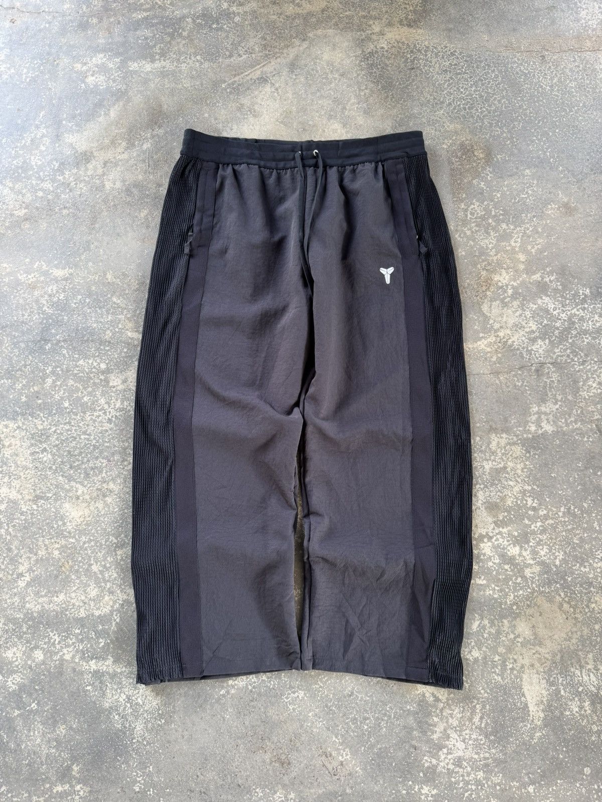 Nike Nike x Kobe Bryant Pleated Pants Size US 39 - 1 Thumbnail