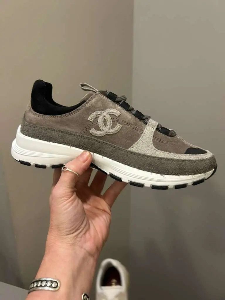 Chanel os11x0526 Low-Top Sneakers in Multicolor Size US 5 / IT 35 - 1 Preview