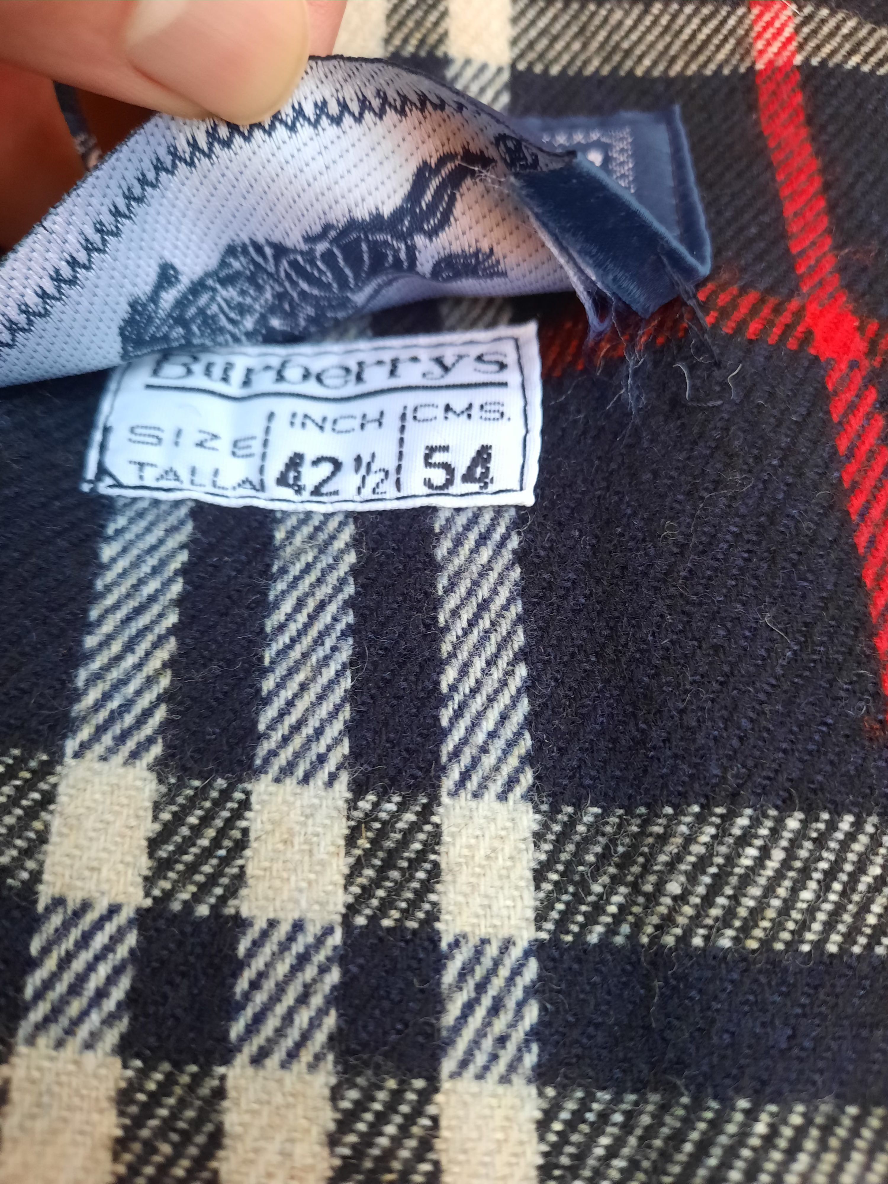 Burberry 90s Burberrys’ Classic Navy Wool Overcoat – Size 54 / XL Size US XL / EU 56 / 4 - 7 Thumbnail