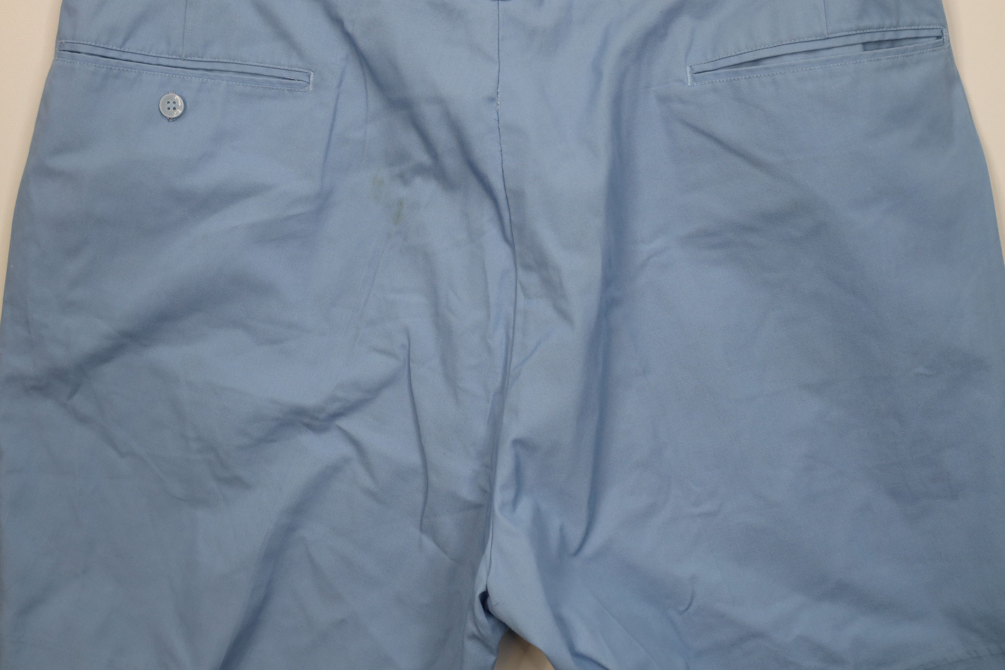 Vintage Vintage 70s Streetwear Above Knee Chino Shorts Carolina Blue Size US 36 / EU 52 - 11 Thumbnail