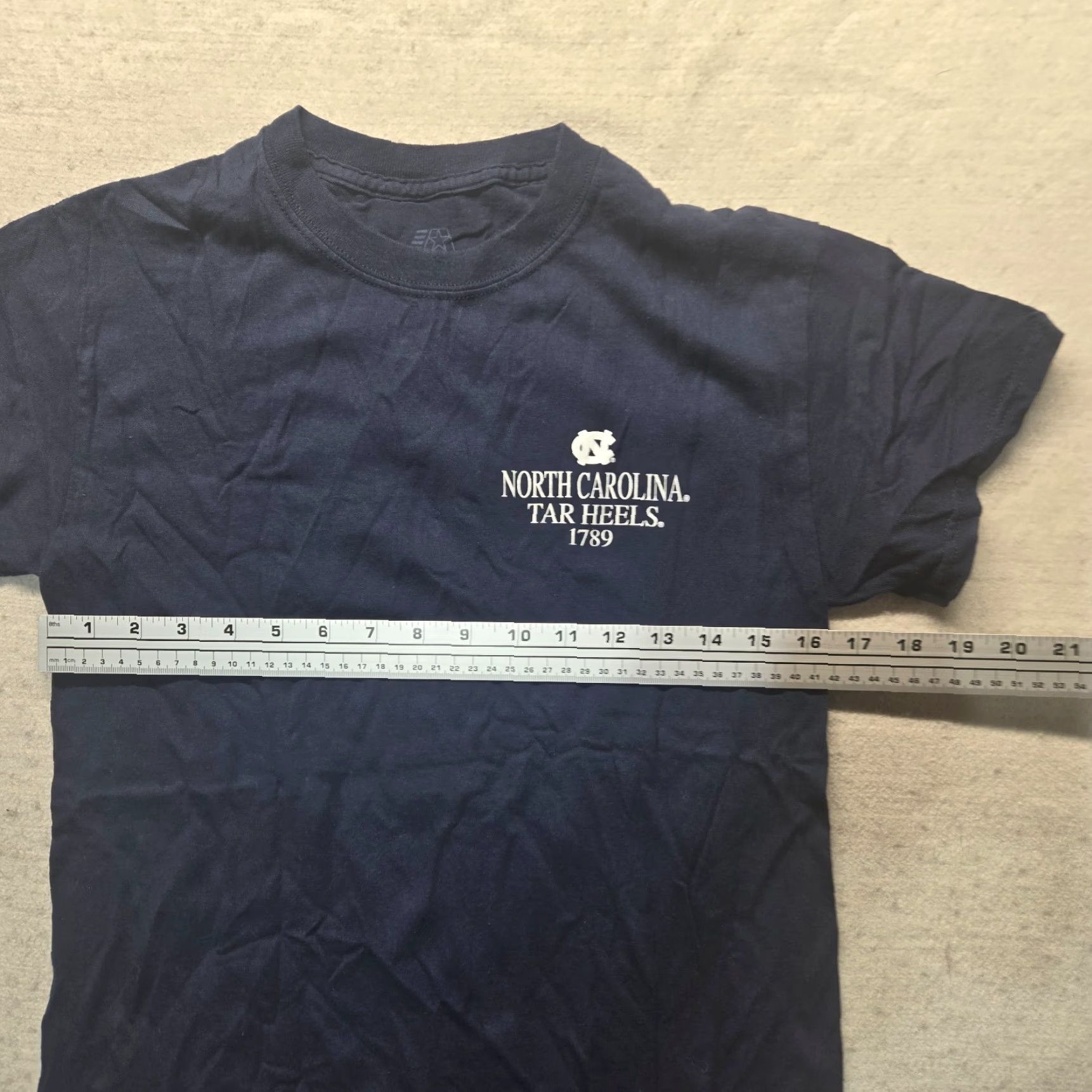 Vintage UNC Tar Heels North Carolina NC Logo Tee T-Shirt Short Sleeves Men's S Small Size US S / EU 44-46 / 1 - 4 Thumbnail