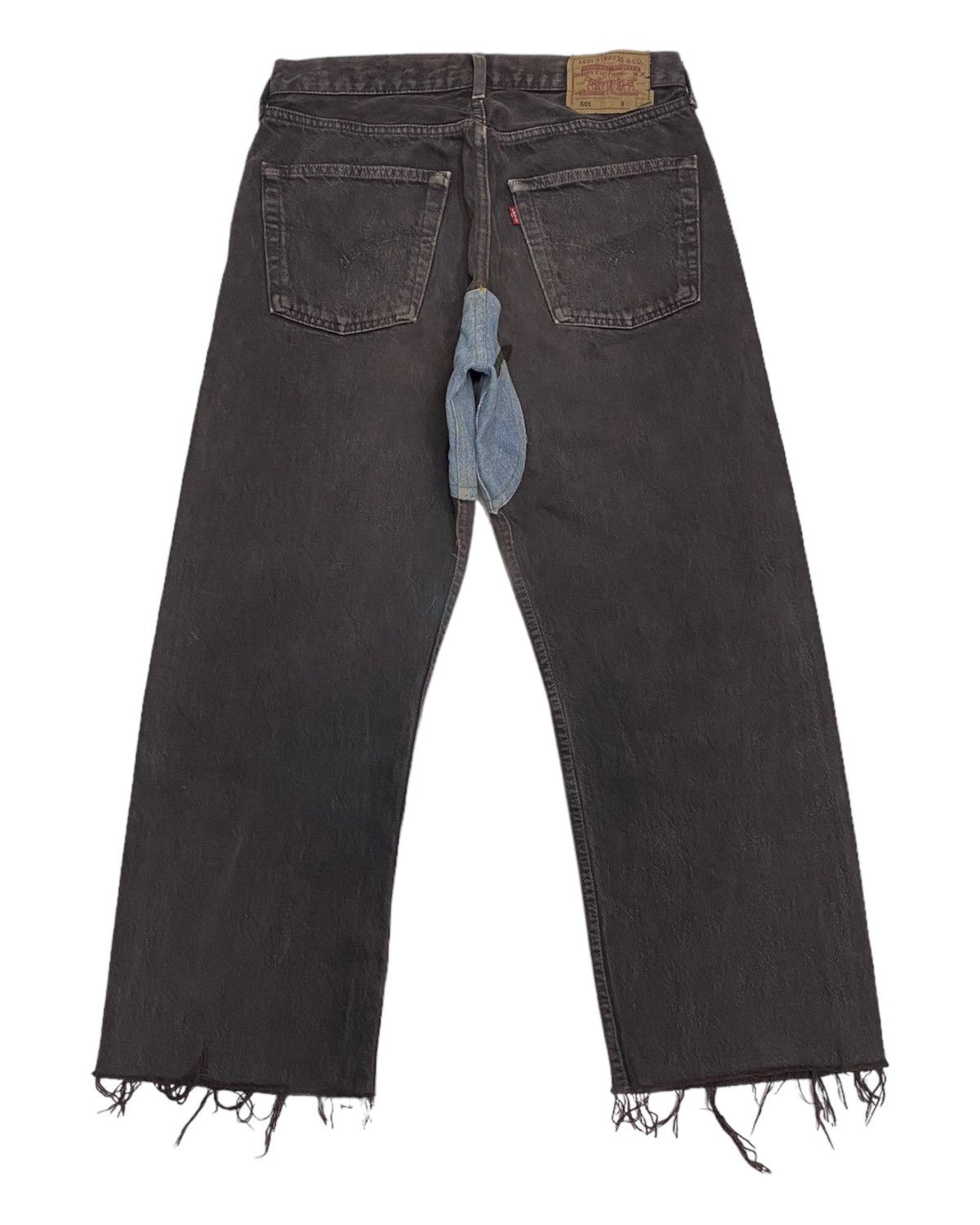 Levi's × Vintage LEVIS 501 MADE IN SPAIN FADED BLACK RELEASE HEM BAGGY JEANS Size US 30 / EU 46 - 2 Thumbnail