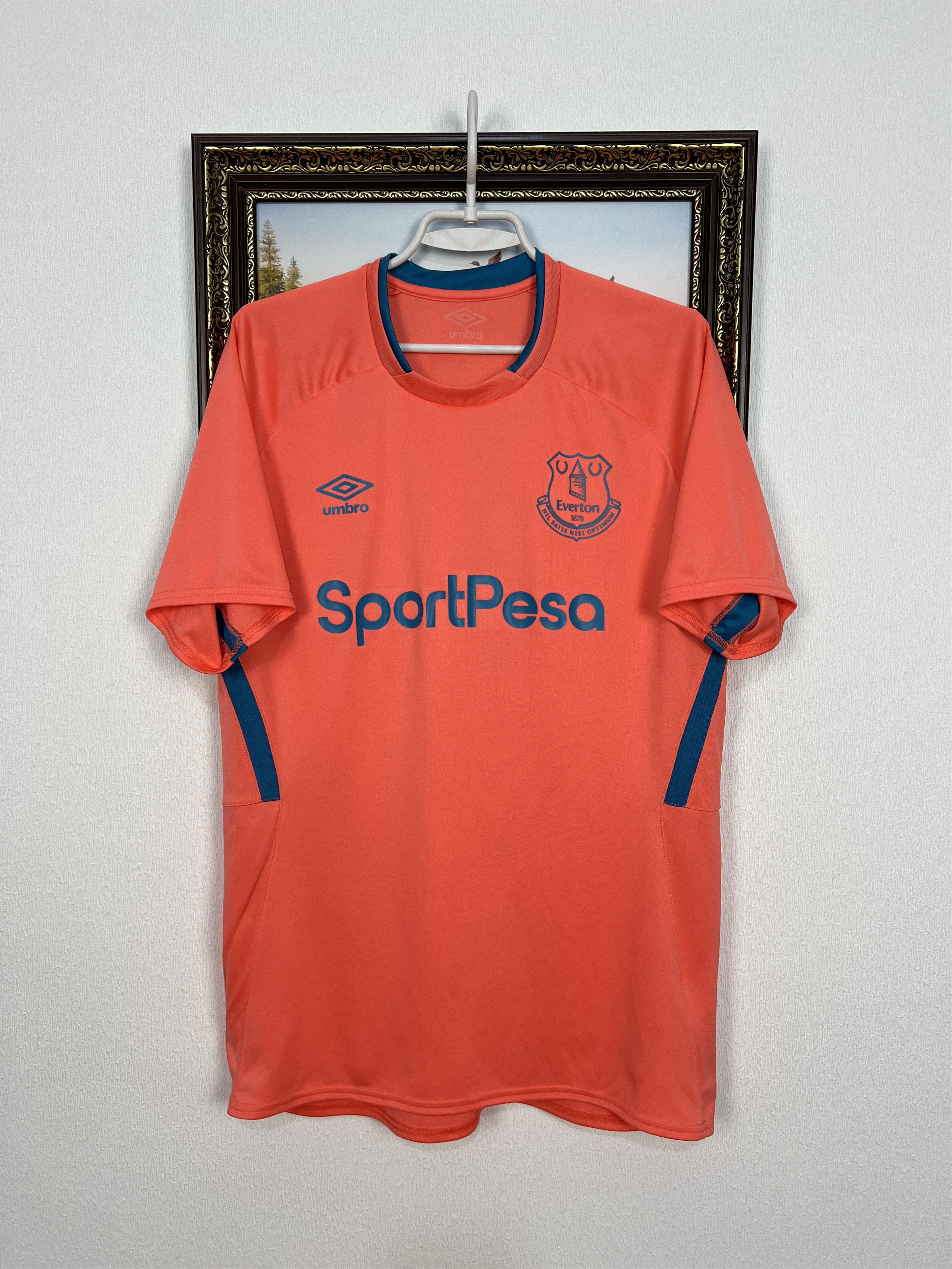 Umbro Everton Away football shirt 2019 Soccer Umbro Jersey Size US L / EU 52-54 / 3 - 1 Thumbnail