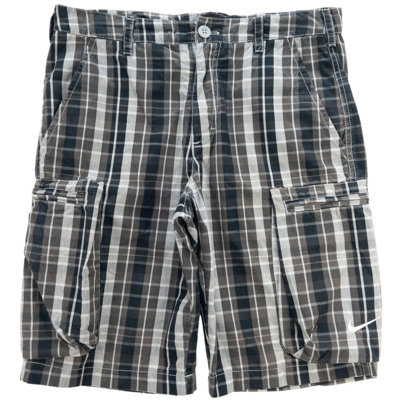 Nike Vintage Nike Check Cargo Shorts Size W33 Size US 33 - 1 Thumbnail
