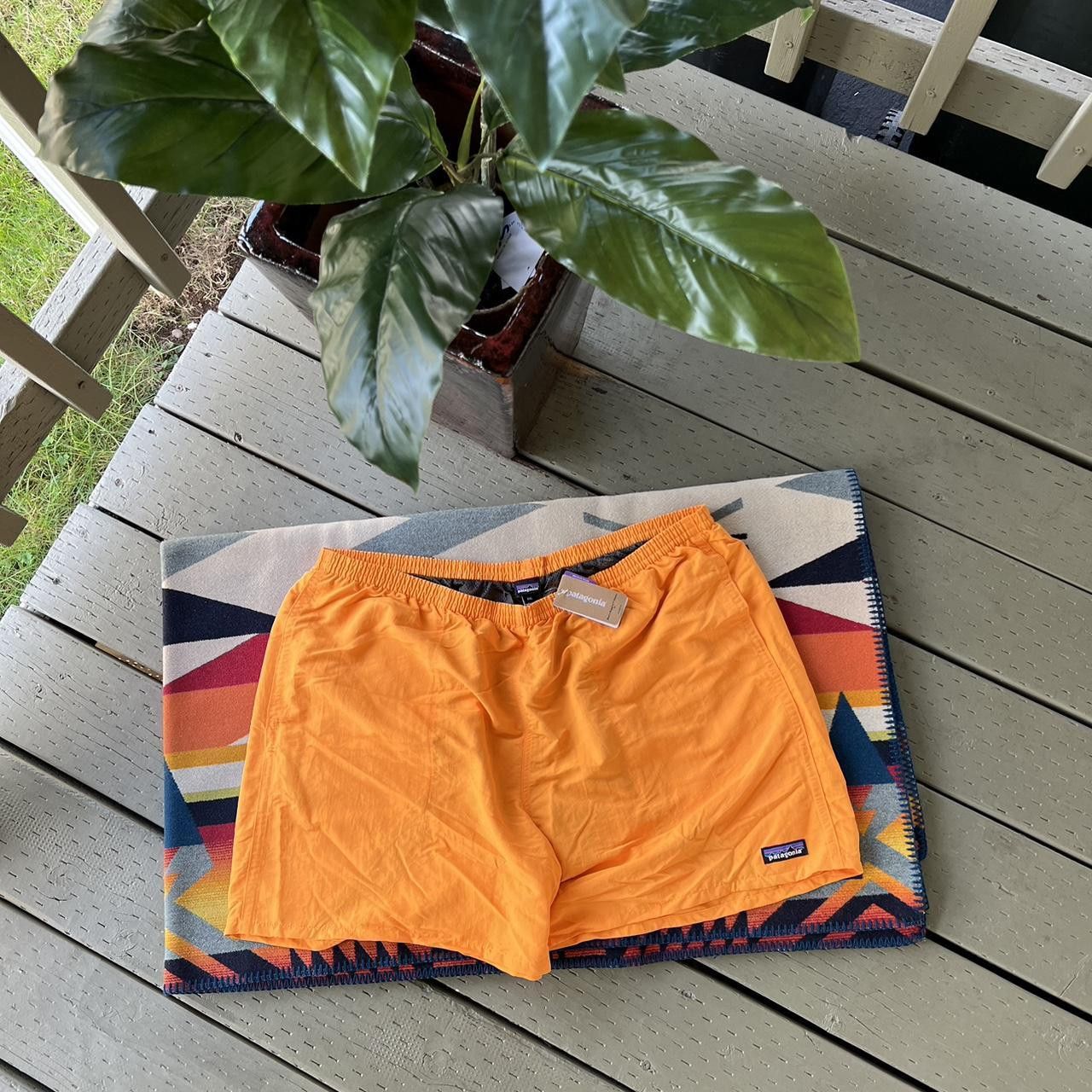 Patagonia Patagonia Baggies Shell Shorts Orange XXL Size US 34 / EU 50 - 1 Thumbnail
