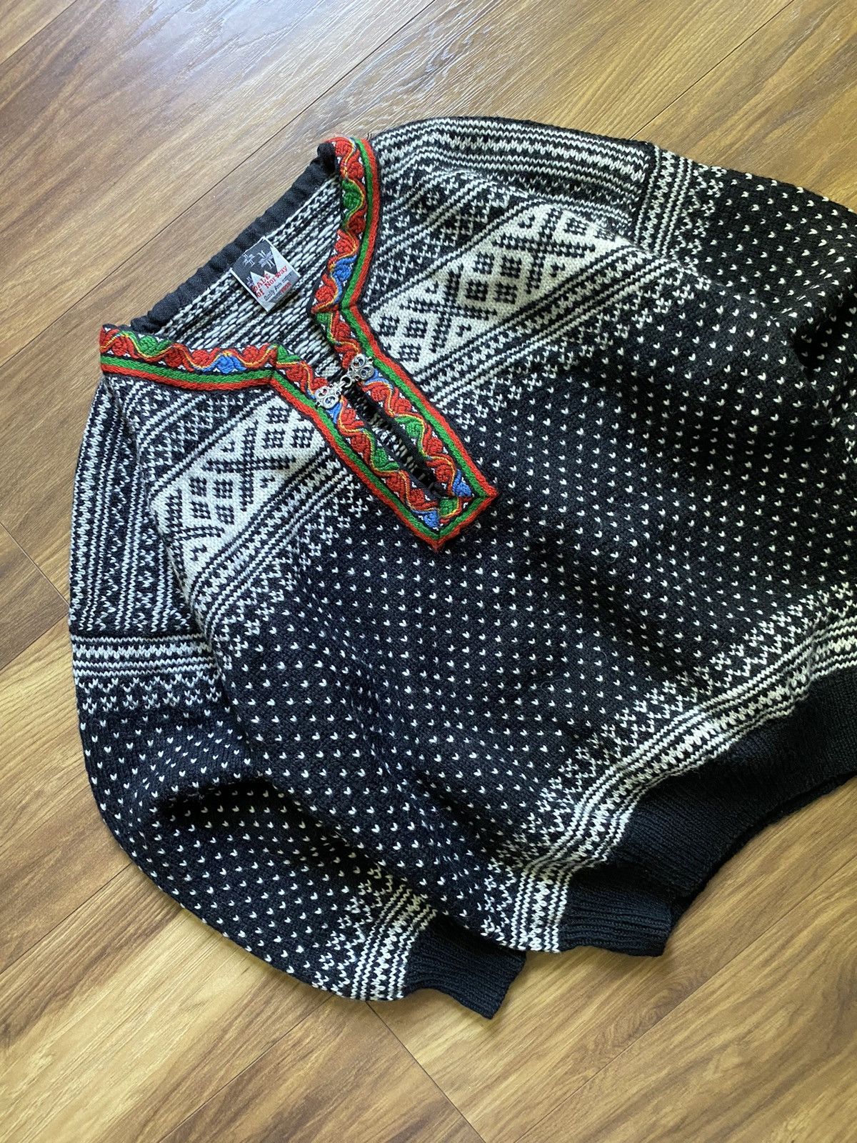 Coogi × Dale Of Norway × Vintage Dale Of Norway Vintage Wool Sweater Size US L / EU 52-54 / 3 - 2 Thumbnail