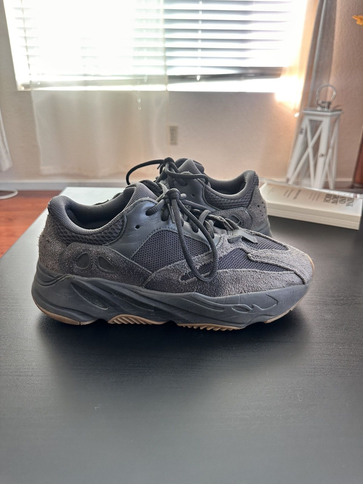 Yeezy Yeezy 700 utility black Size US 9 / EU 42 - 1 Thumbnail