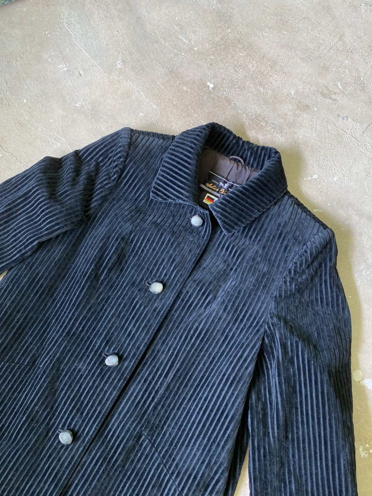 Japanese Brand Niedieck Brilliant Velvet Long Coat Japan Size S / US 4 / IT 40 - 2 Thumbnail