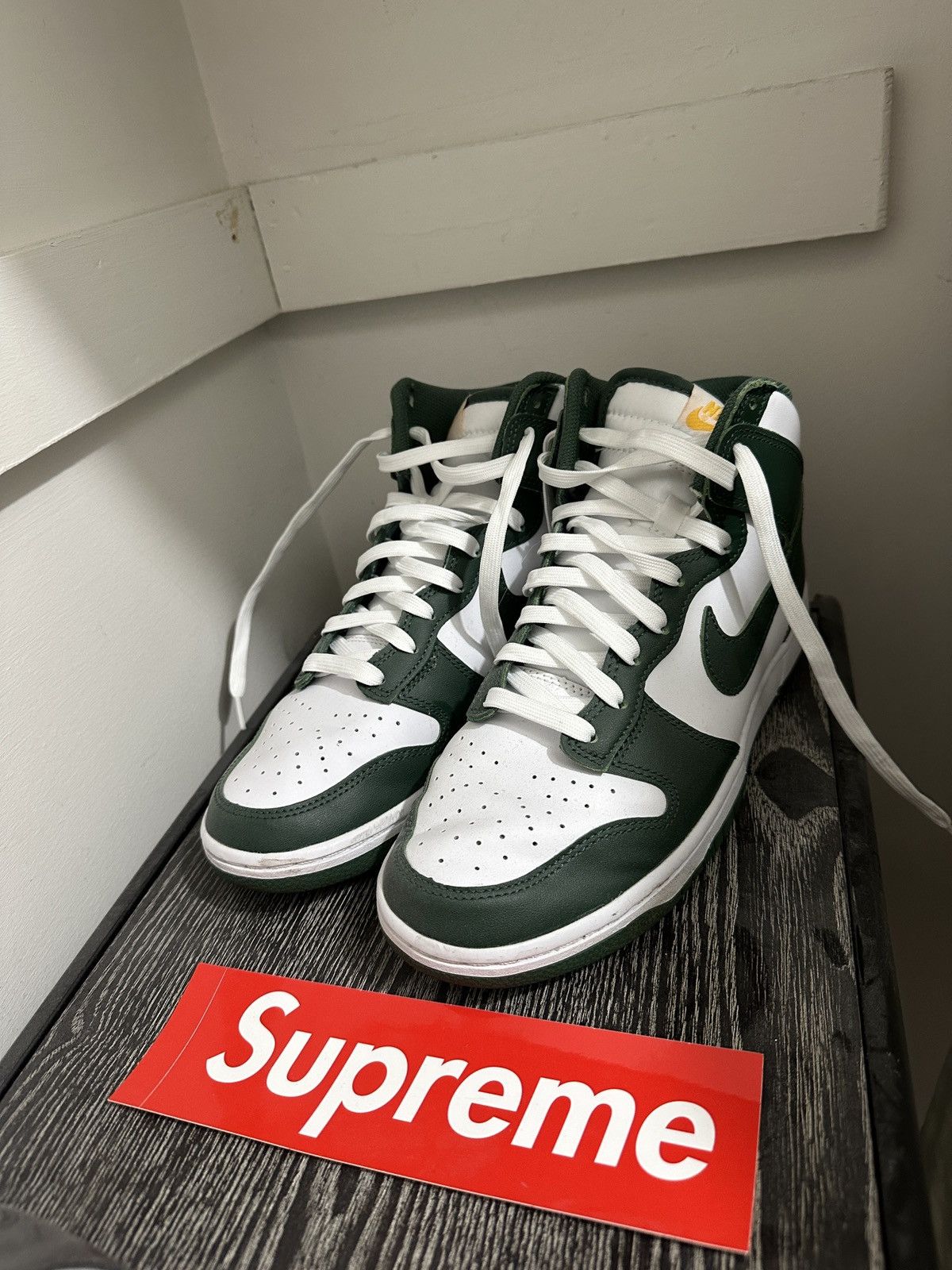 Nike Nike Dunk Australia Green / White Size US 9 / EU 42 - 1 Thumbnail