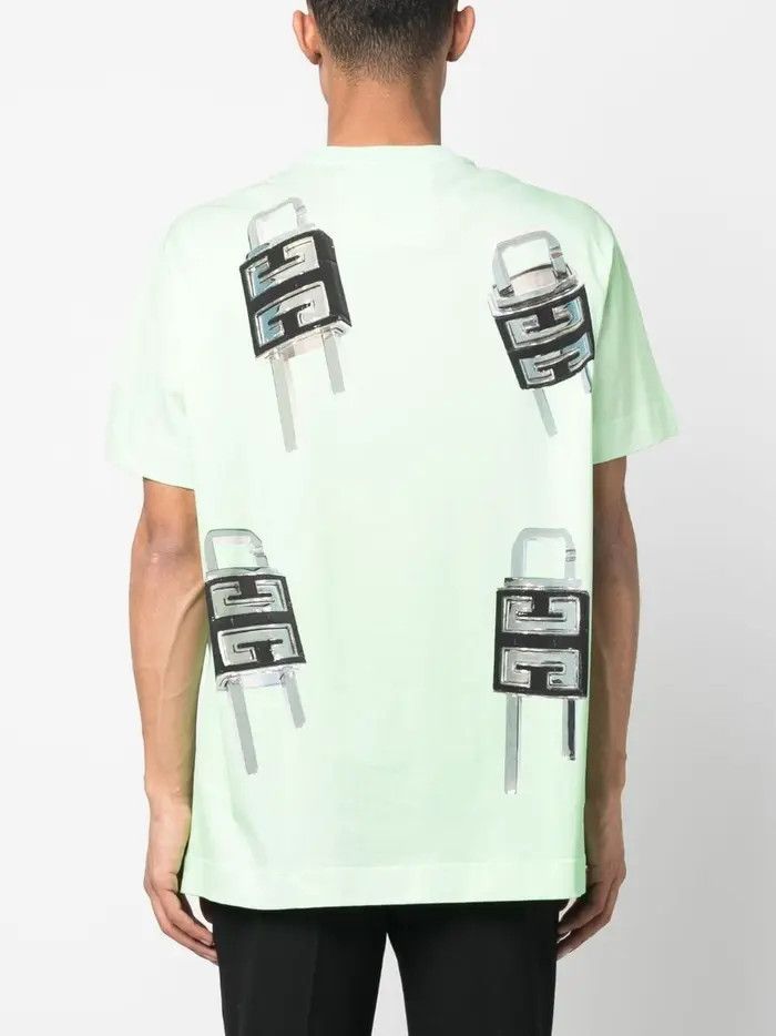 Givenchy o1mle0226 Oversized Fit T-Shirt in Bright Green Size US M / EU 48-50 / 2 - 4 Thumbnail