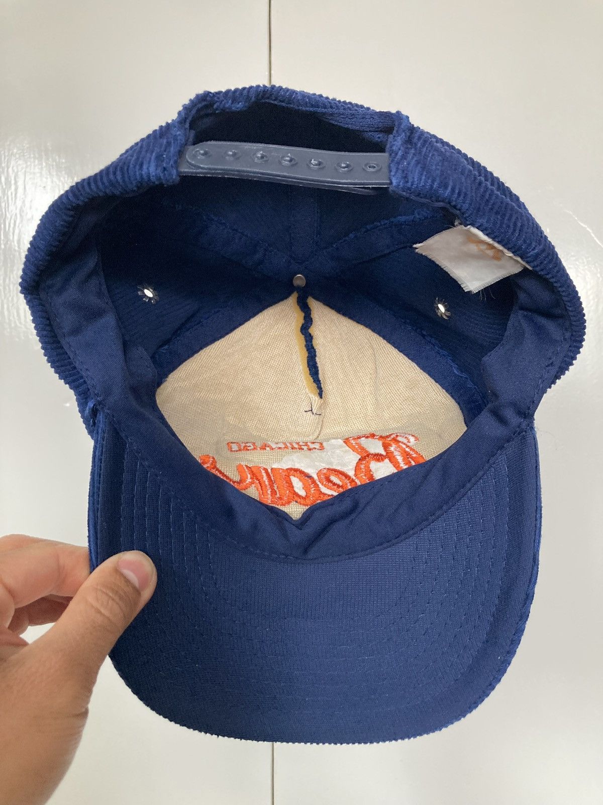 NFL CHICAGO BEARS SCRIPT CORDUROY SNAPBACK HAT CAP NFL VINTAGE Size ONE SIZE - 11 Thumbnail