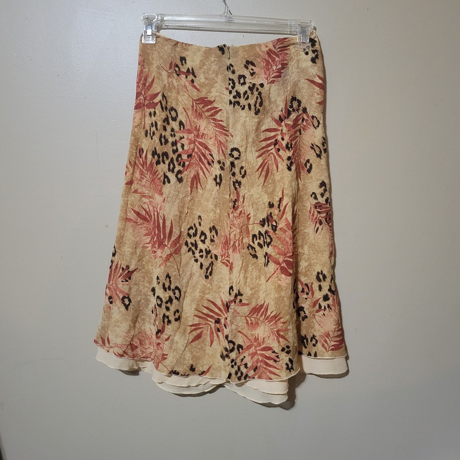 & Other Stories VTG Y2K Talbots Midi Skirt 100% Silk Leaf/Animal Print Sz 8p Size 30" / US 8 / IT 44 - 5 Thumbnail
