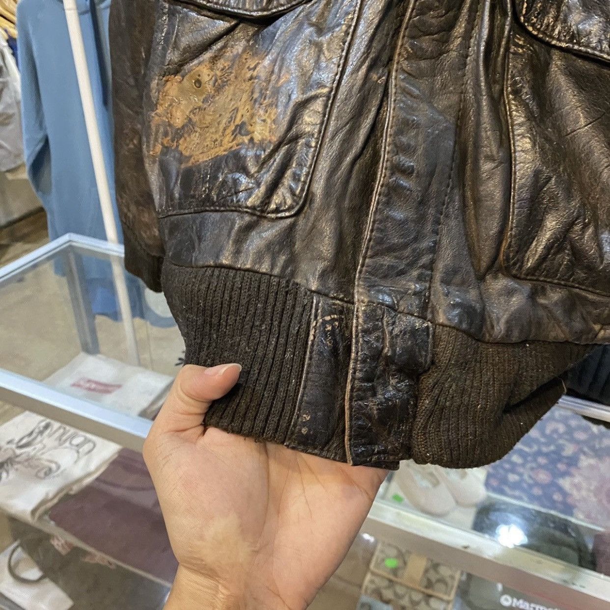 Harley Davidson RareVINTAGE Harley Davidson Distressed Bomber Leather Jacket Size US M / EU 48-50 / 2 - 19 Thumbnail