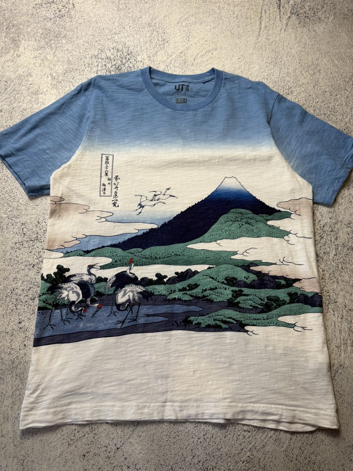 Uniqlo Mens T Shirt Uniqlo Hokusai Blue Pop Art Tee Size L Size US L / EU 52-54 / 3 - 10 Thumbnail