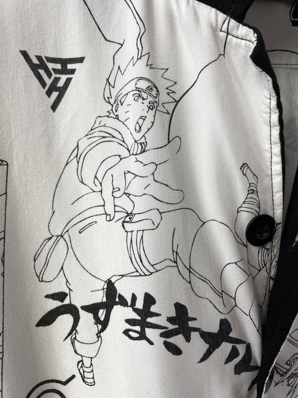 Japanese Brand × Vintage Vintage 2002 Naruto Graphic Tee Y2K T-Shirt Size US S / EU 44-46 / 1 - 7 Thumbnail