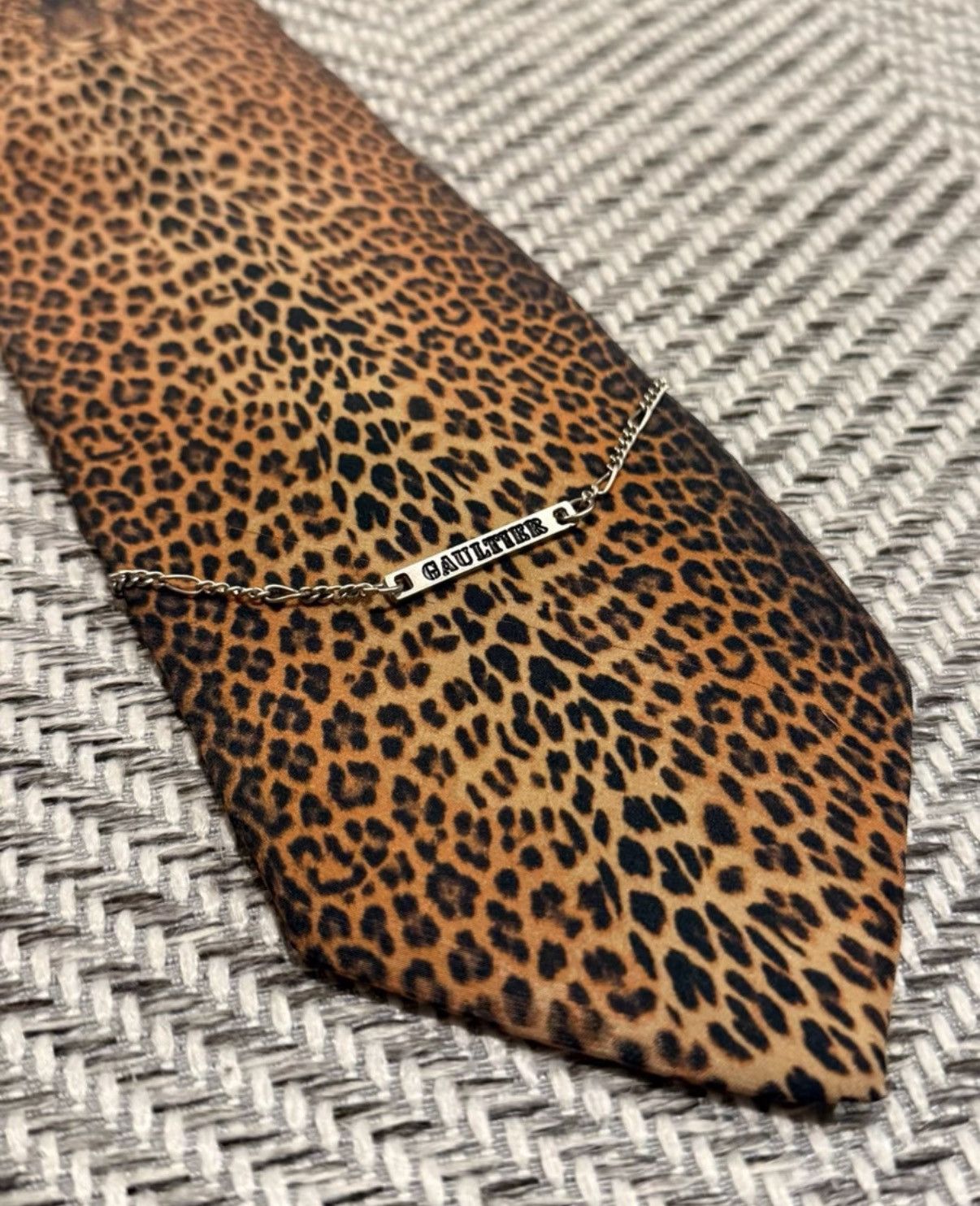 Jean Paul Gaultier Jean Paul Gaultier Chain Detail Leopard Print Tie K24 Size ONE SIZE - 3 Thumbnail