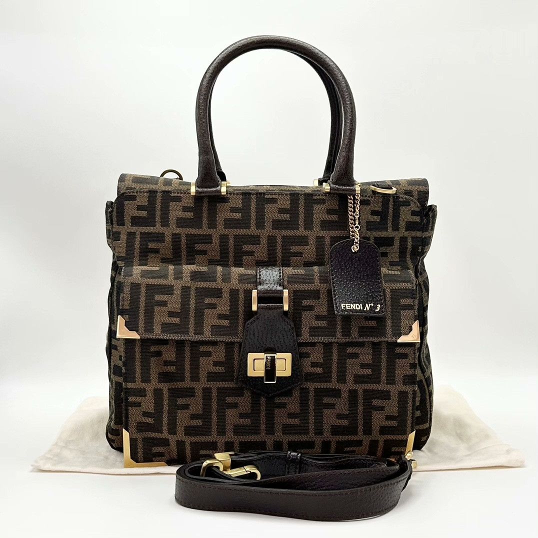 Fendi Pre-loved Bag Very good condition Size ONE SIZE - 1 Thumbnail