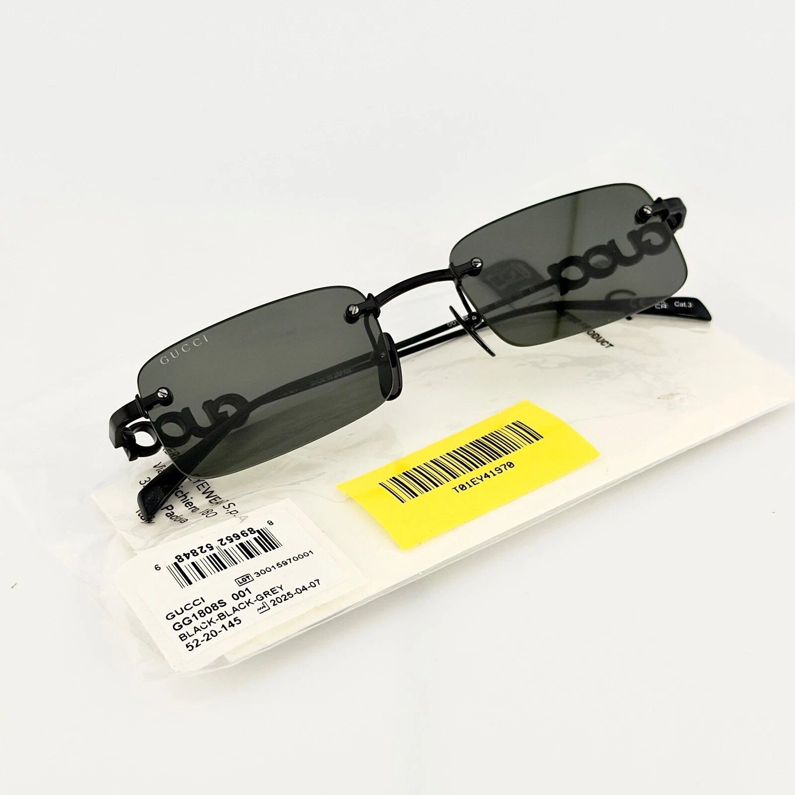 Gucci GUCCI 1808 Black Narrow Square GG1808S Sunglasses 001 Size ONE SIZE - 6 Thumbnail