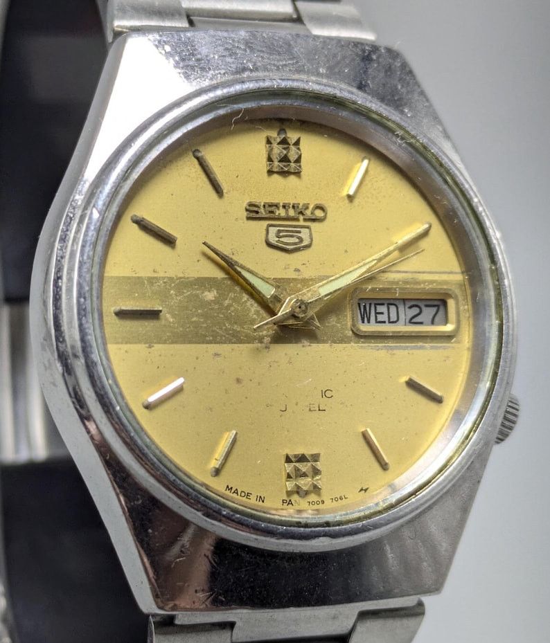 Seiko Rare Vintage Seiko 5 Automatic Day Date Movement Size ONE SIZE - 2 Thumbnail