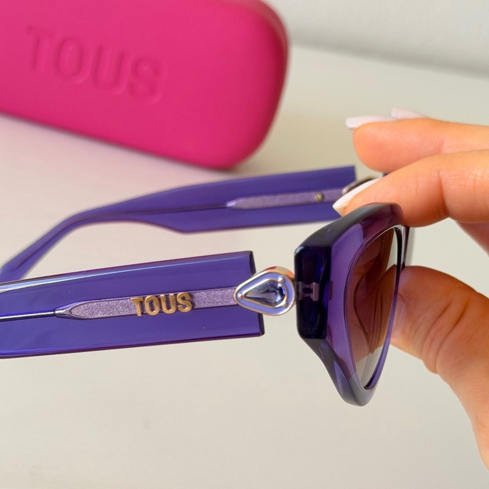 TOUS New, Tous Purple Sunglasses, STOB84S 08LA, Authentic Size ONE SIZE - 10 Thumbnail
