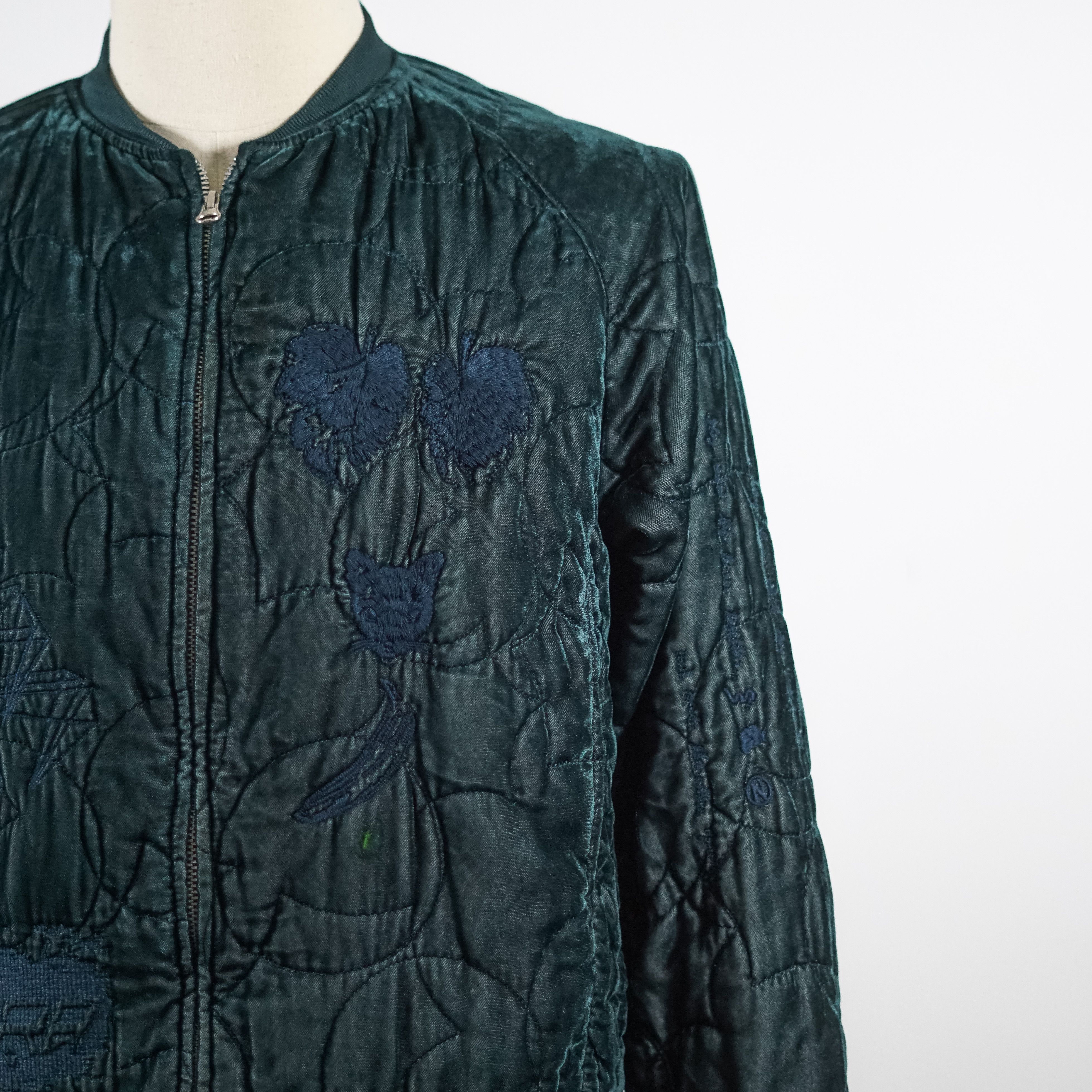 CABANE de ZUCCa AW02/ Cabane De Zucca Embroidery Velvet Bomber Size US S / EU 44-46 / 1 - 8 Thumbnail