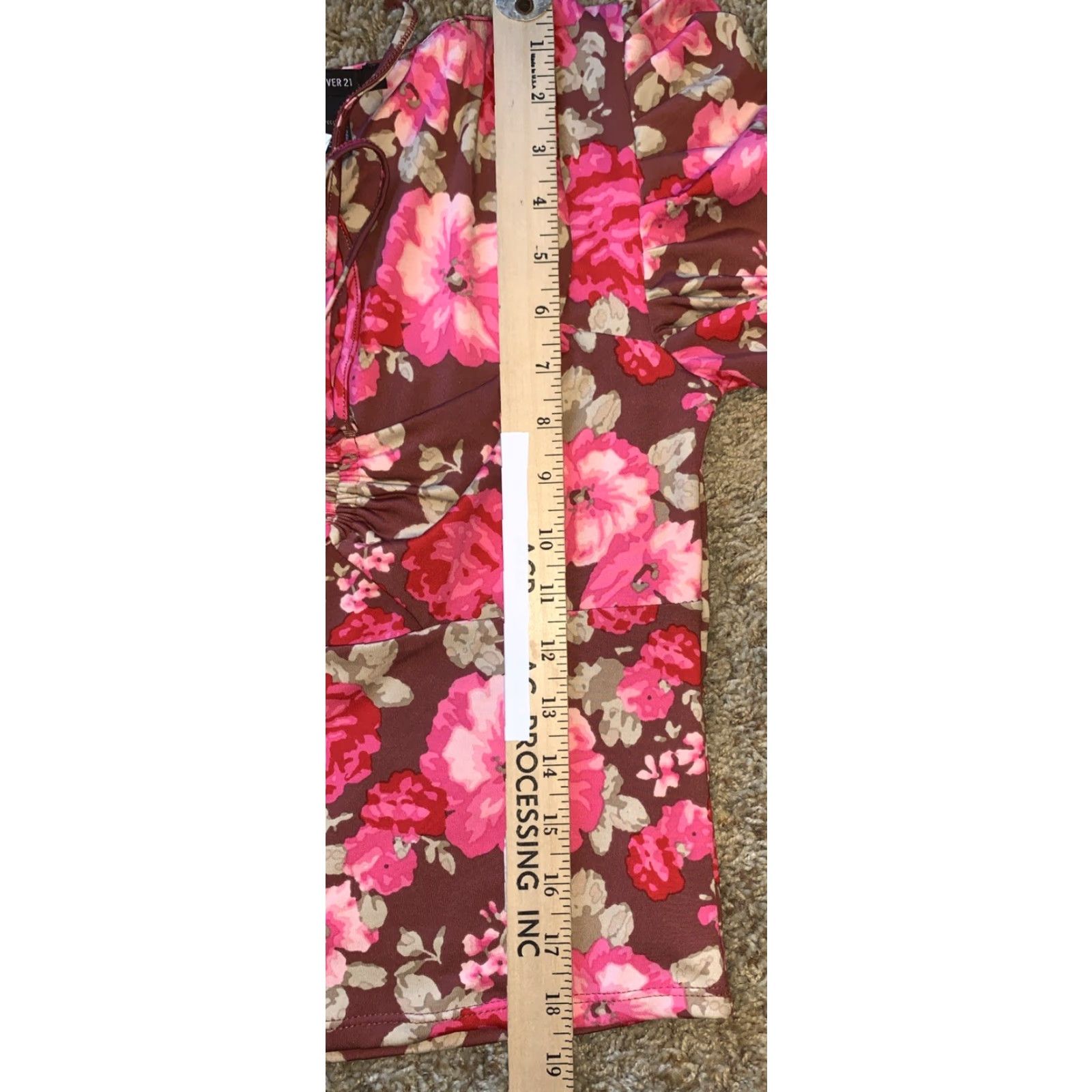Forever 21 FOREVER 21 Shirt Womens Small S Pink Floral Knit L/S V-Neck Puff Sleeve Pullover Blouse NWT Mixed Rose Stretch Size S / US 4 / IT 40 - 5 Thumbnail