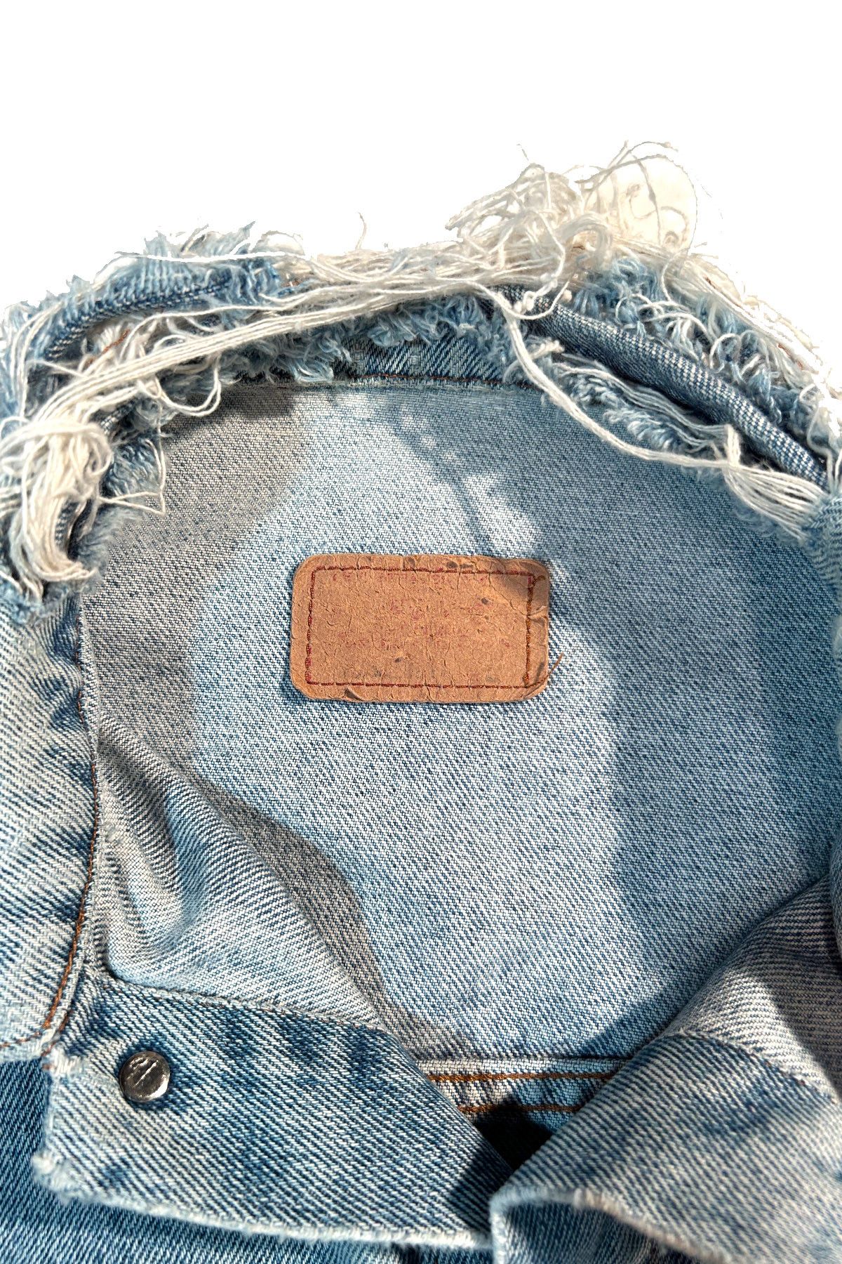 Levi's Vintage Clothing VINTAGE LEVI'S DESTROYED & DISTRESSED DENIM JACKET Size US L / EU 52-54 / 3 - 4 Thumbnail