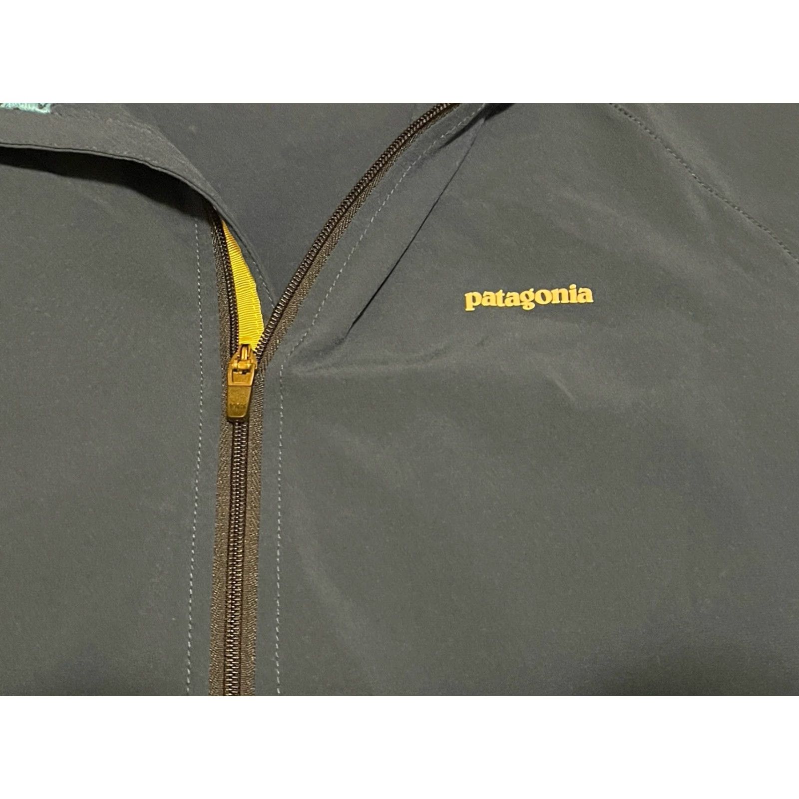 Patagonia Patagonia Windbreaker Jacket Lightweight Blue Men’s Sz Large Mens Size US L / EU 52-54 / 3 - 2 Thumbnail