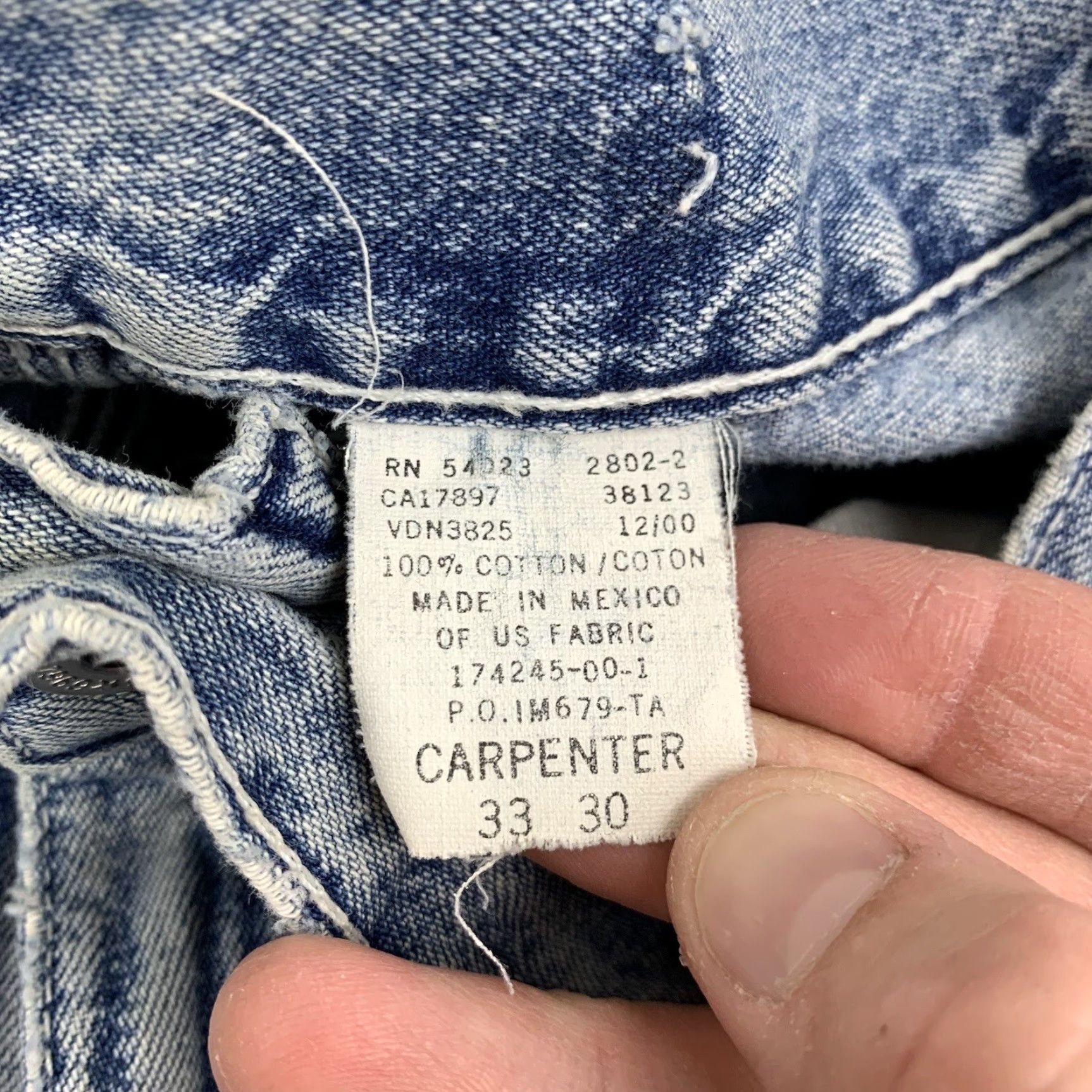 Gap VINTAGE Gap Jeans Adult 33 Blue Thrashed Carpenter Baggy Fit 90s Y2K Worn Faded Mens Jeans Size US 33 - 7 Thumbnail