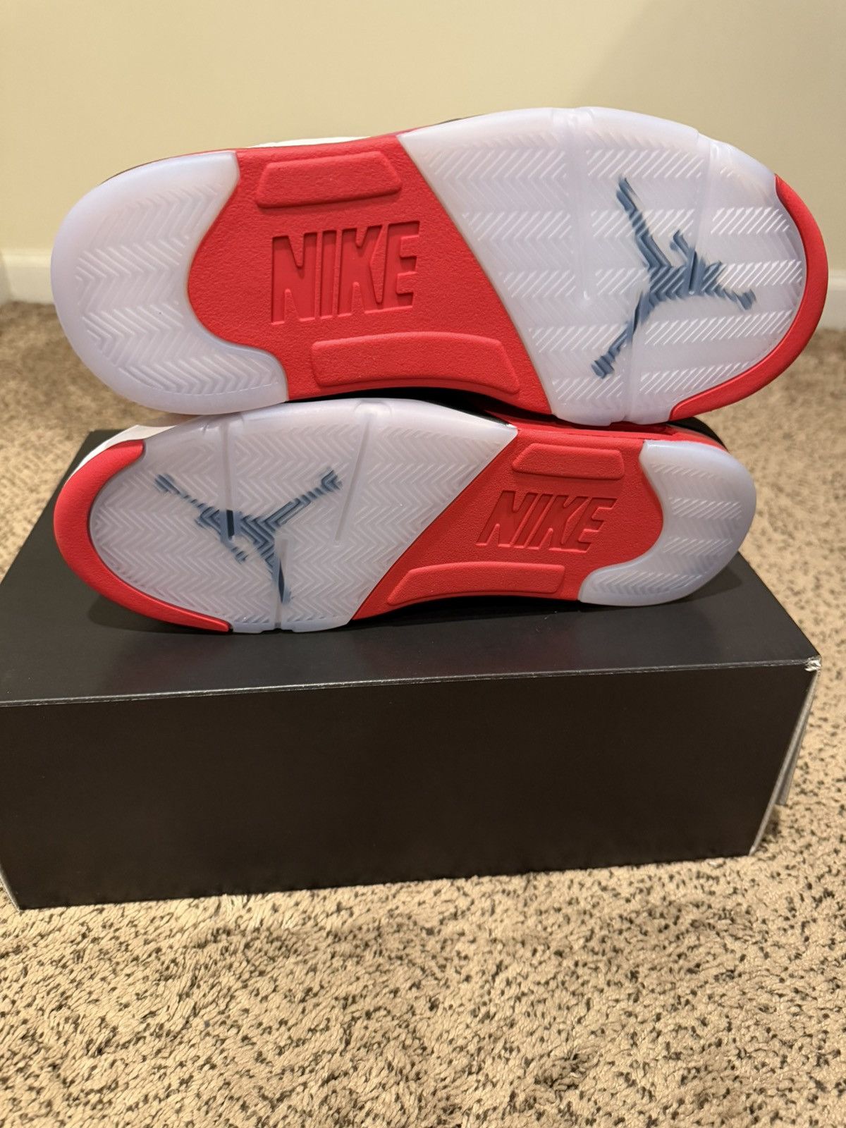 Jordan Brand Jordan 5 Fire Red Size US 10.5 / EU 43-44 - 7 Thumbnail