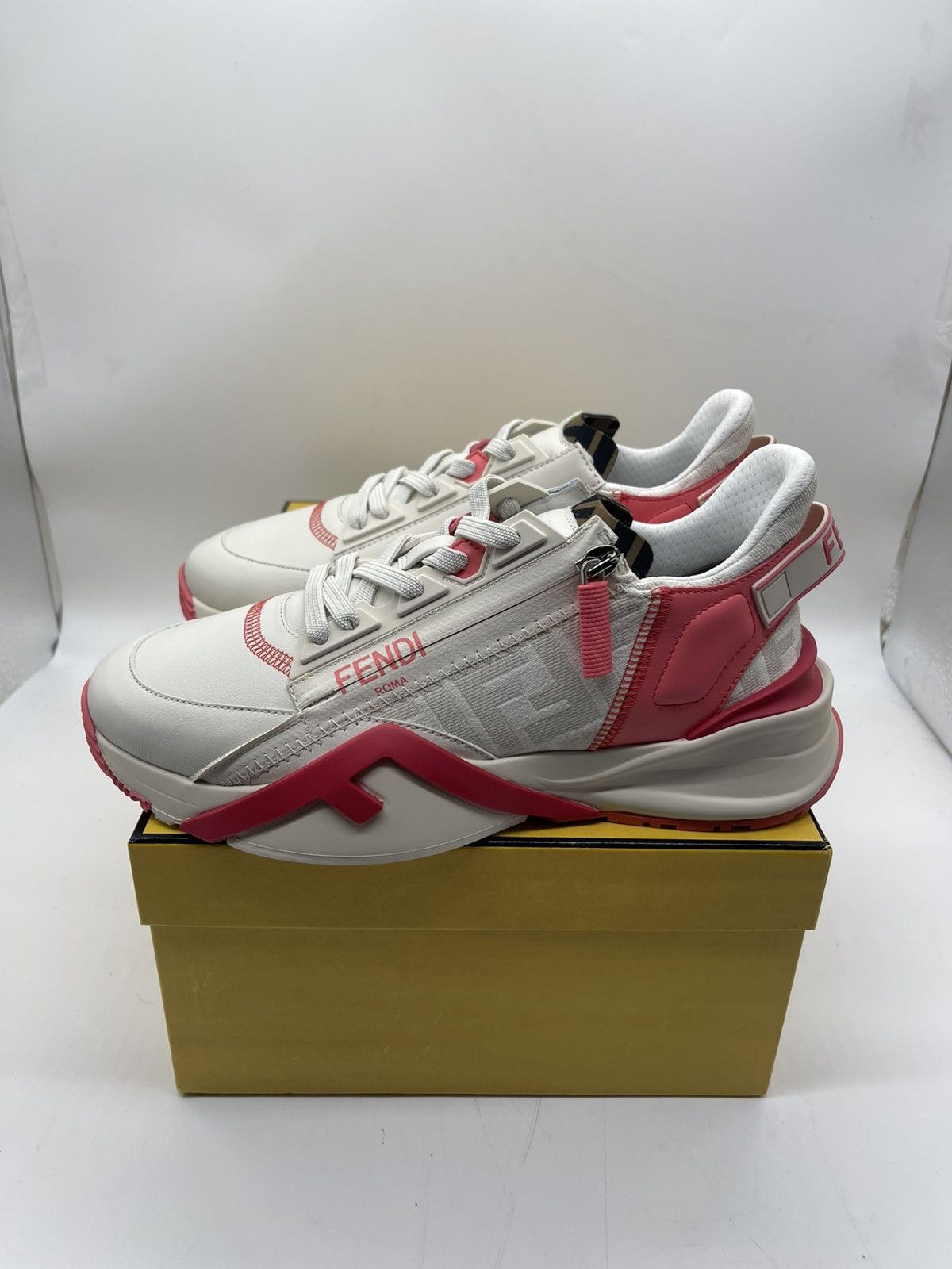 Fendi Fendi flow sneakers size fendi 5 eu 38 Size US 8 / IT 38 - 3 Thumbnail
