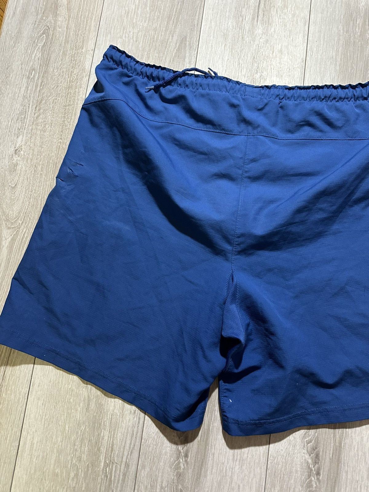 Nike BARCELONA 2006 2007 HOME FOOTBALL SOCCER SHORTS NIKE Size US 33 - 6 Thumbnail