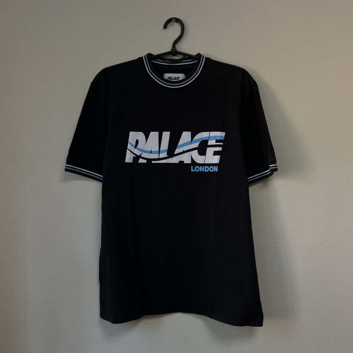 Palace Palace London T-Shirt Black Big logo Size US M / EU 48-50 / 2 - 1 Thumbnail
