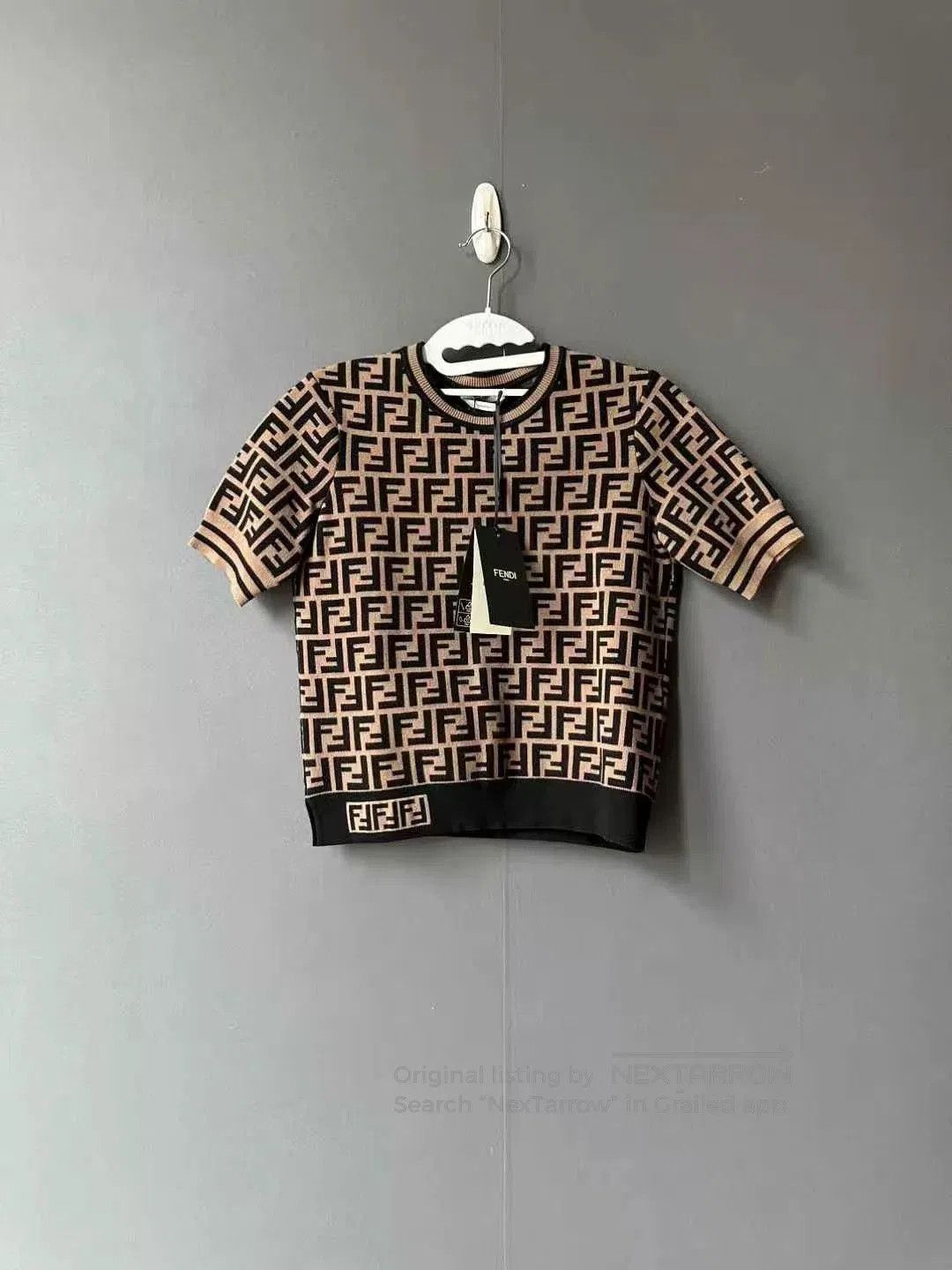 Fendi Fendi Brown All-Over Print Knit Top. Size XS / US 0-2 / IT 36-38 - 1 Thumbnail