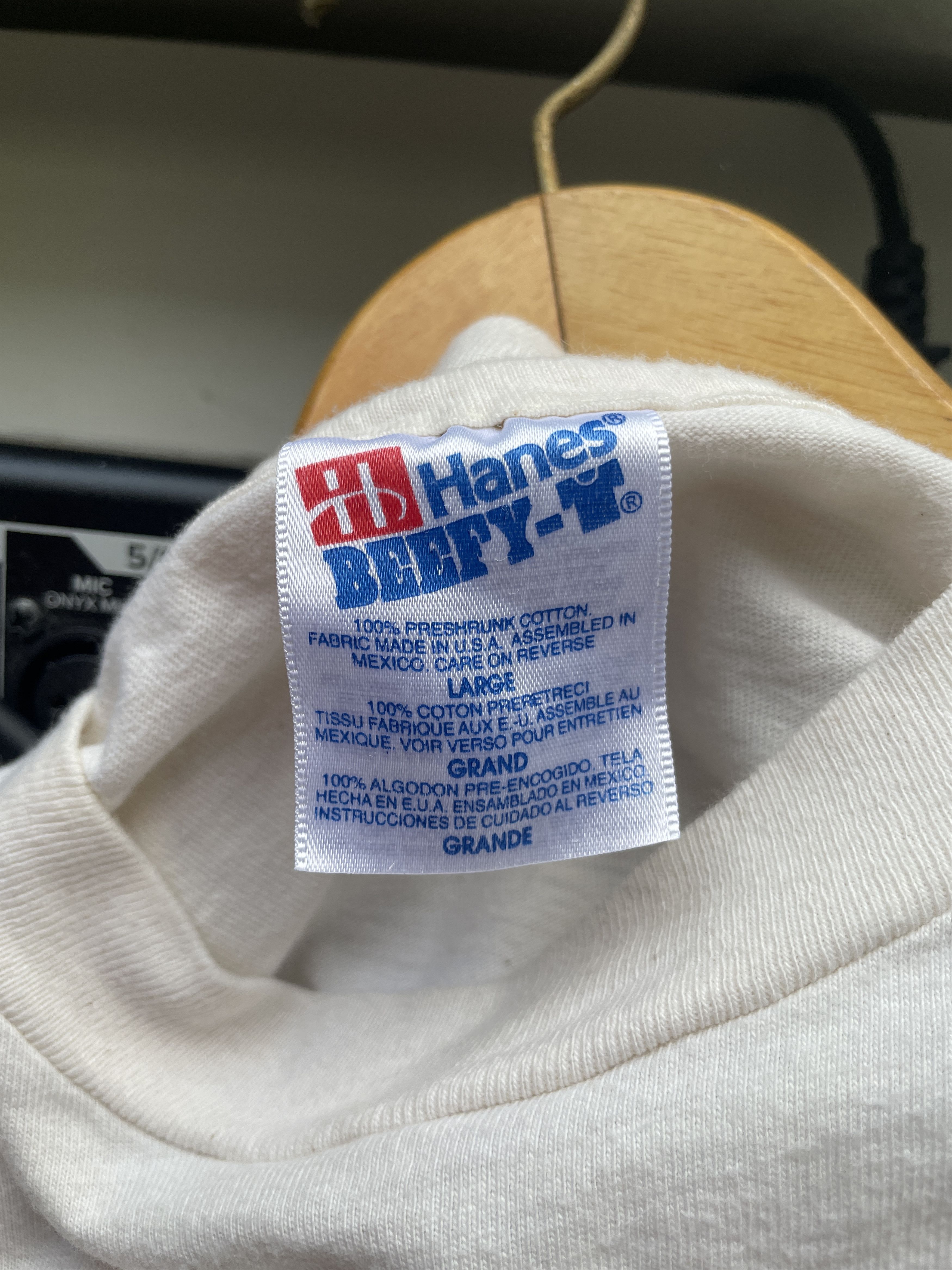 Hanes Vintage Boulder Meditation Center L/S Size US L / EU 52-54 / 3 - 2 Thumbnail