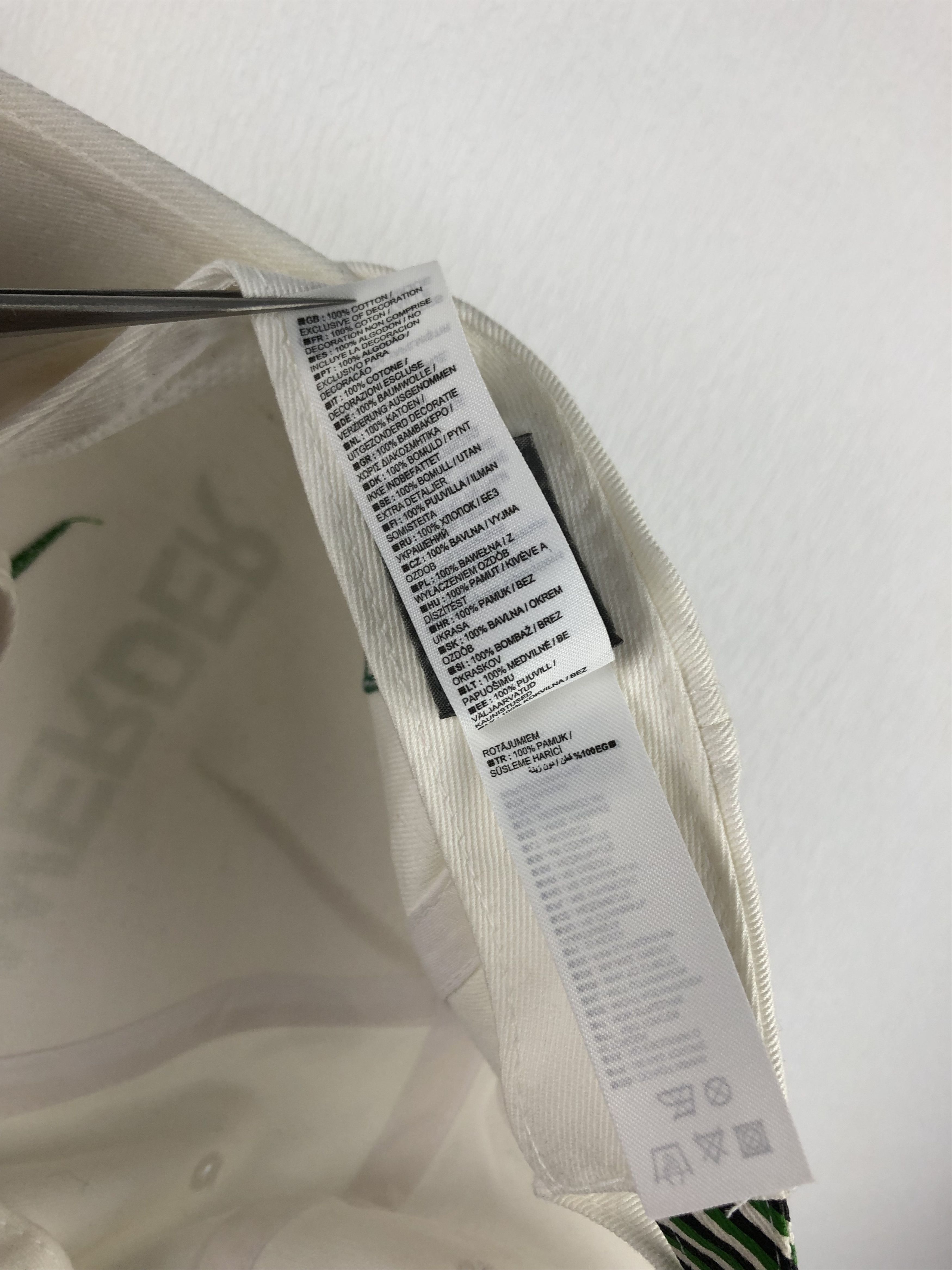 Nike Vintage Nike Werder Bremen Football Cap Hat Soccer White Size ONE SIZE - 8 Thumbnail
