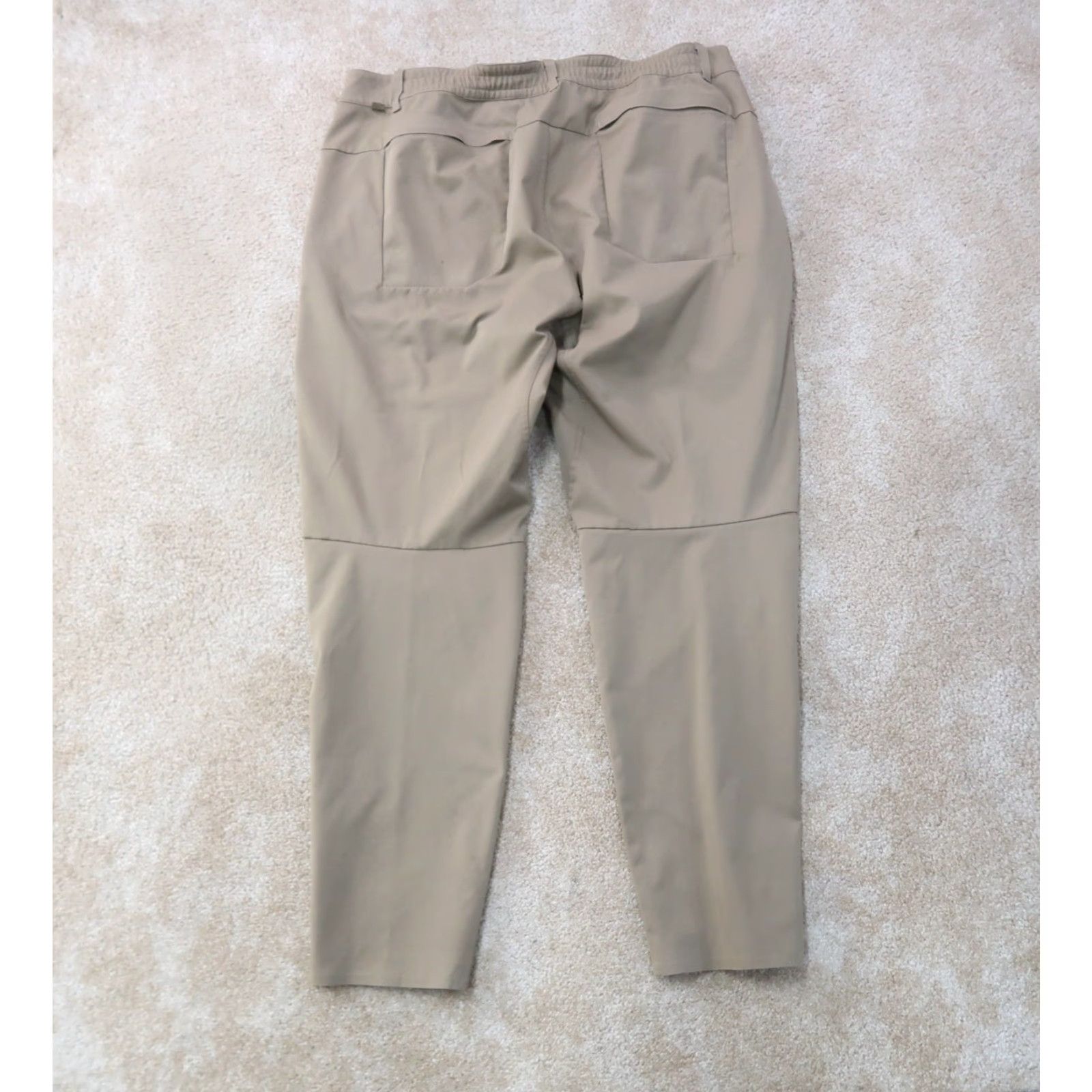 Lululemon Lululemon Pants Mens 36x30 Beige Mile View Taper Cargo Pockets Size US 36 / EU 52 - 7 Thumbnail