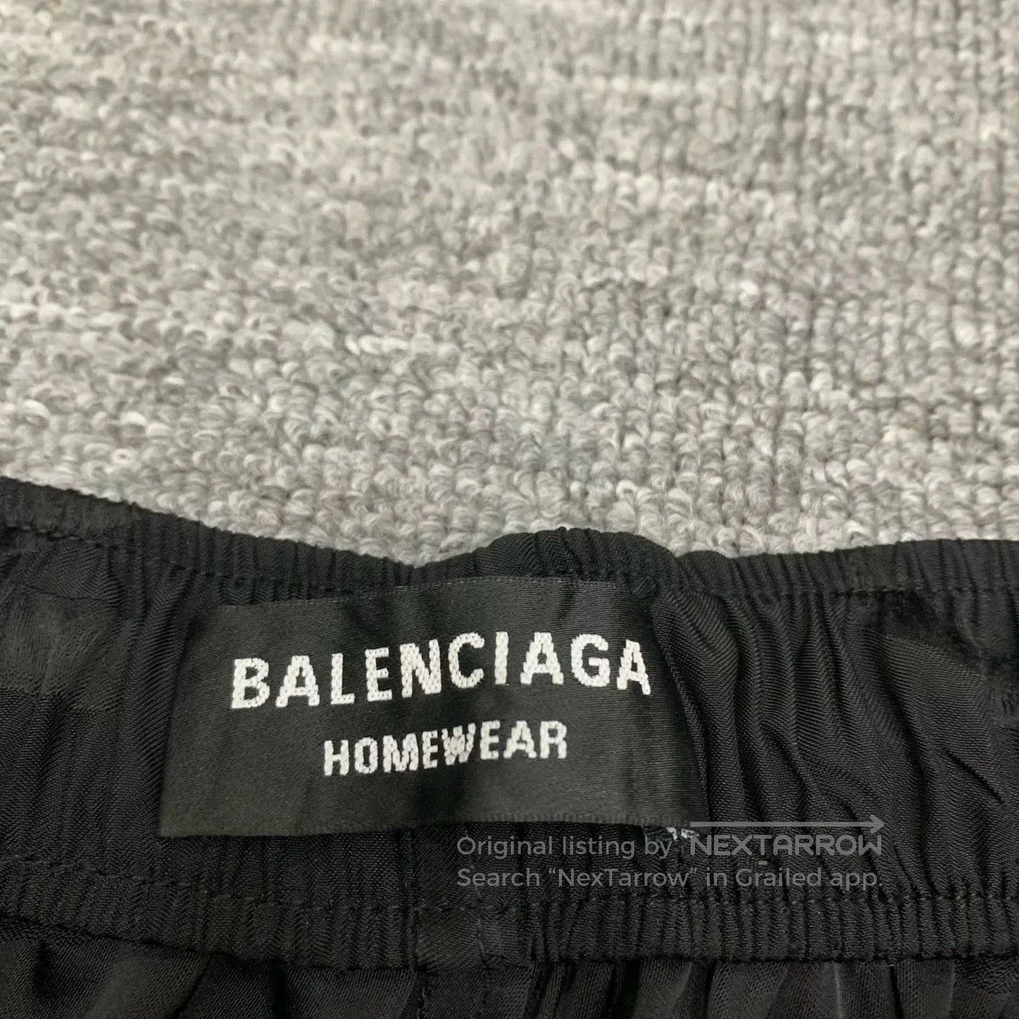 Balenciaga balenciaga black silk printed shorts size 50. Size US 34 / EU 50 - 4 Thumbnail
