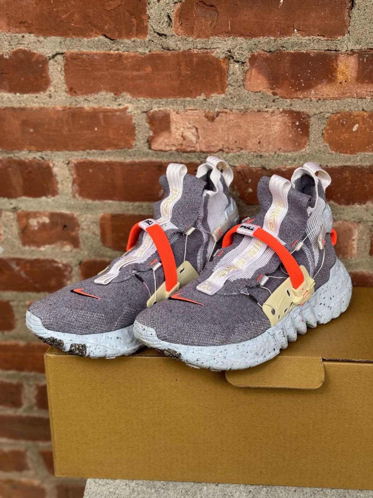 Nike Nike space hippie 03 Size US 10.5 / EU 43-44 - 13 Thumbnail