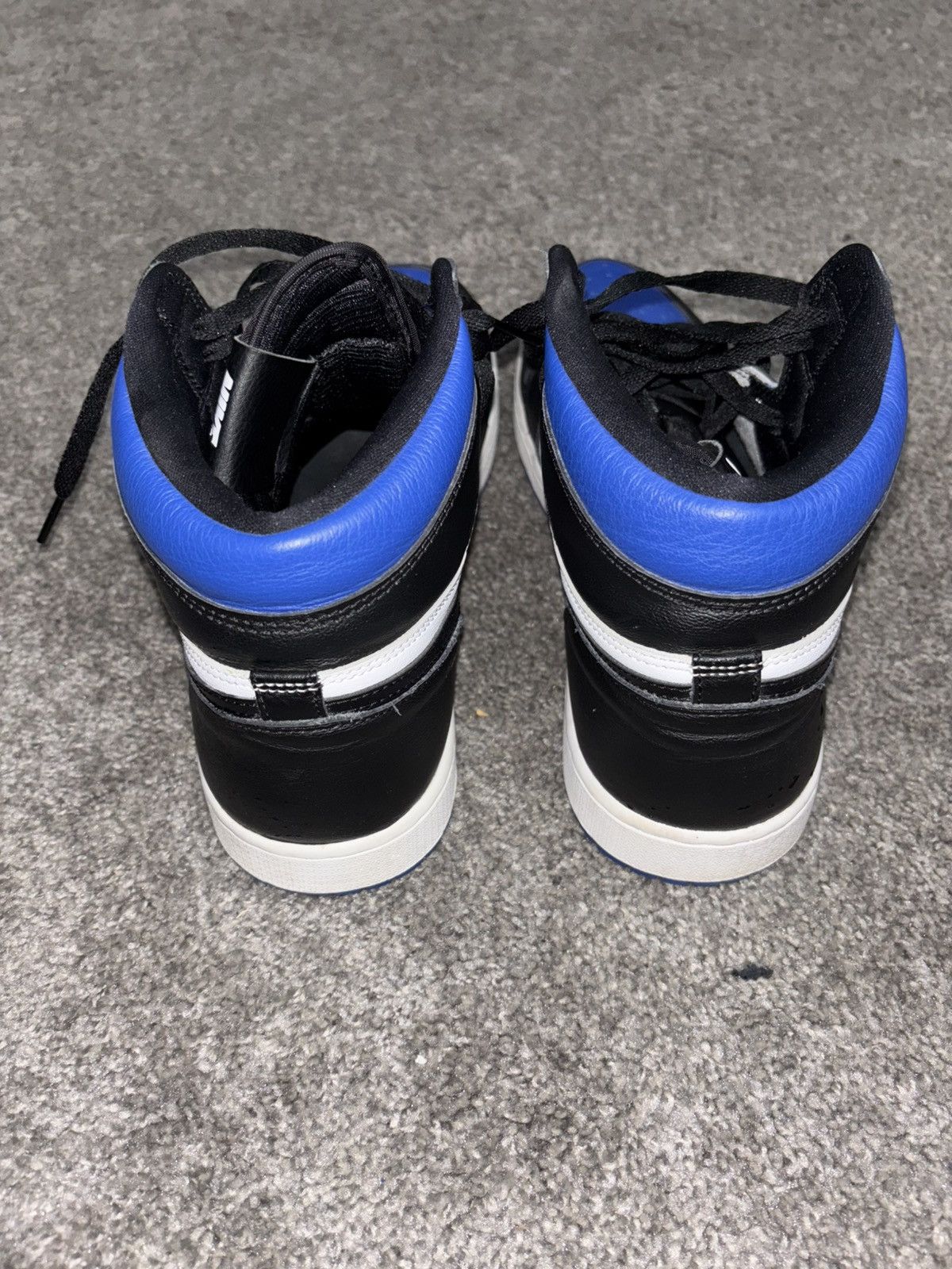 Jordan Brand × Nike Jordan 1 Retro High Royal Blue Size US 13 / EU 46 - 4 Thumbnail