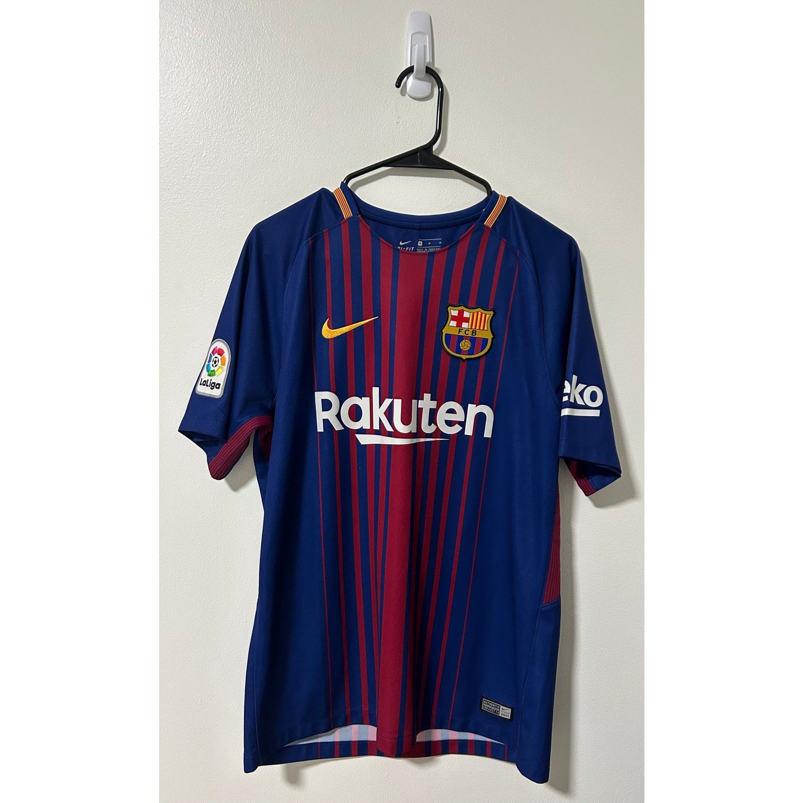 Nike FC Barcelona Home 2018/19 Suárez #9 Size US M / EU 48-50 / 2 - 2 Thumbnail