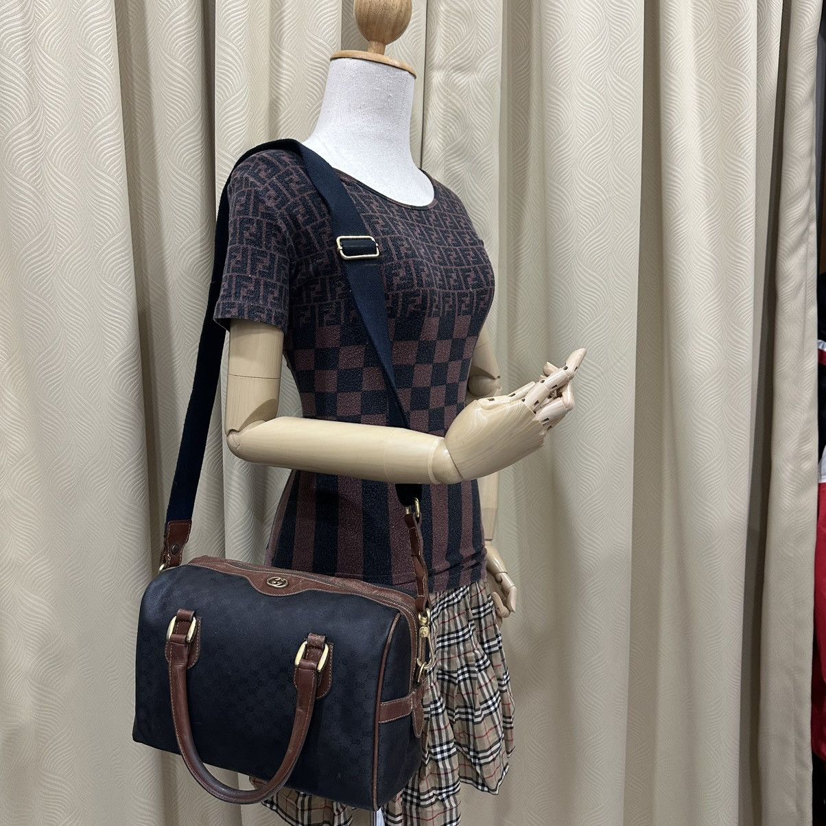 Gucci ‼️LASTDROP‼️ VINTAGE GUCCI GG MONOGRAM CANVAS BOSTON BAG Size ONE SIZE - 15 Thumbnail