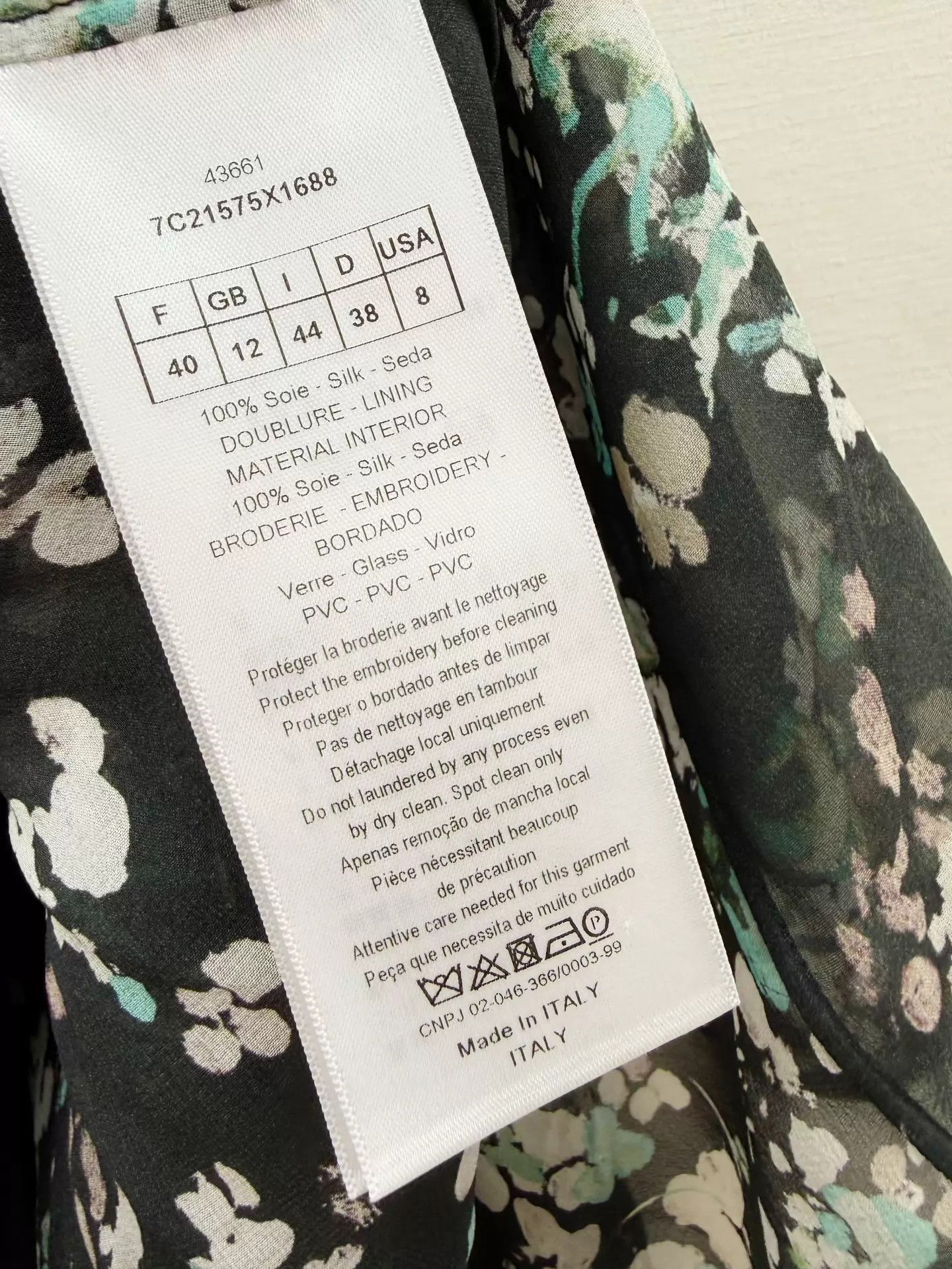 Dior Dior Women's Silk Floral Shirt 40 Worn Once Like New Size M / US 6-8 / IT 42-44 - 5 Thumbnail