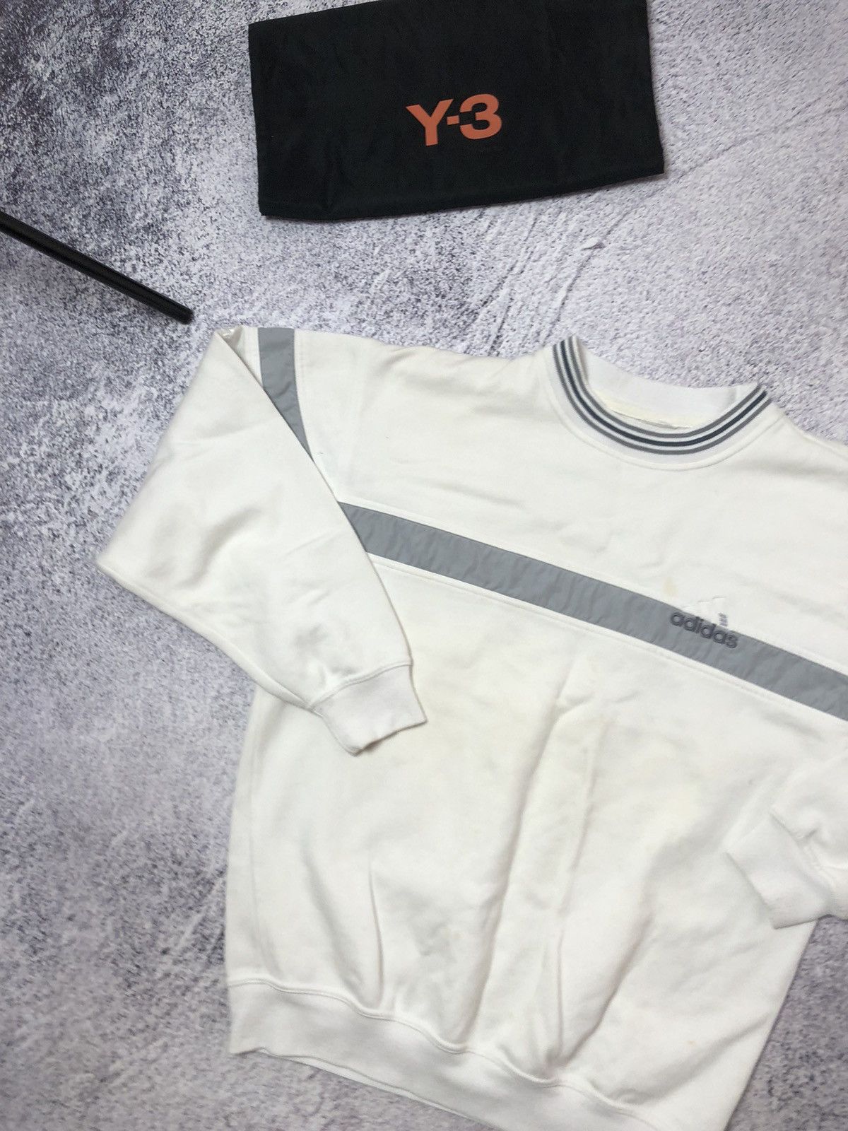 Adidas × Vintage Vintage men’s sweater Adidas multi logo y2k Size US M / EU 48-50 / 2 - 10 Thumbnail
