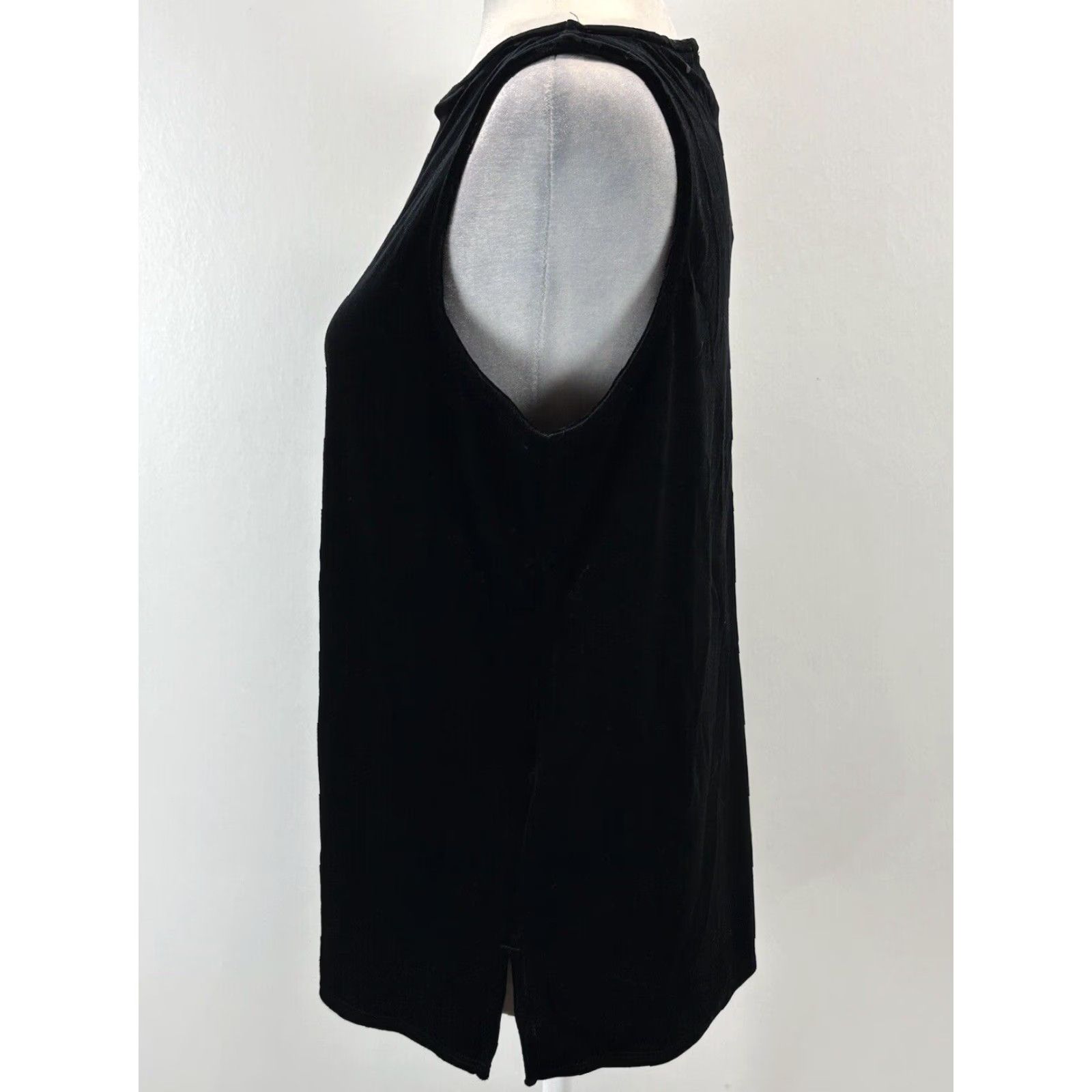 Vintage Chicos Travelers Velvet Velour Tank Top Sz 1 US 8 10 Black Sleeveless NEW! Size M / US 6-8 / IT 42-44 - 2 Thumbnail