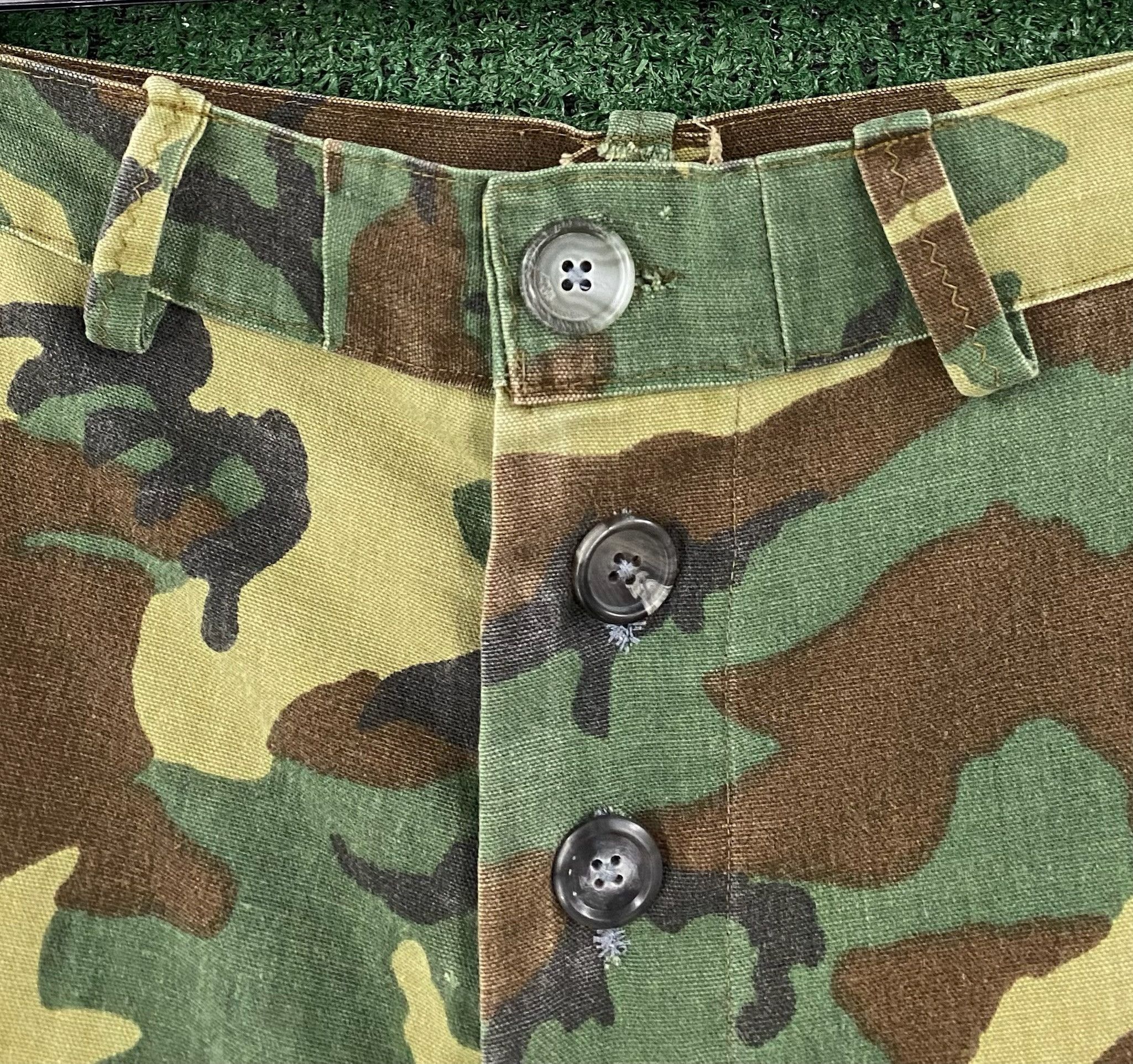 Vintage 90’s Handmade Camouflage Button Front Distressed Pants 36 Size US 36 / EU 52 - 2 Thumbnail