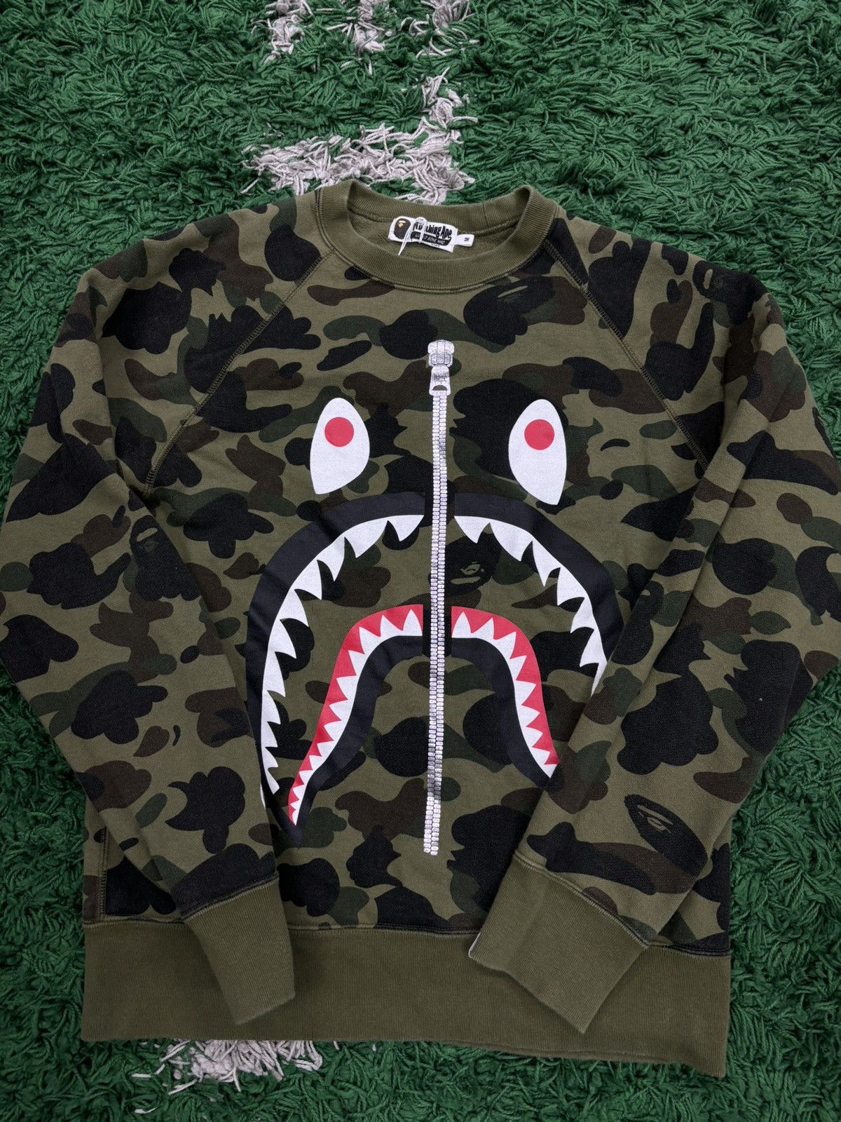 Bape Bape WGM green crewneck Medium M Size US M / EU 48-50 / 2 - 1 Thumbnail